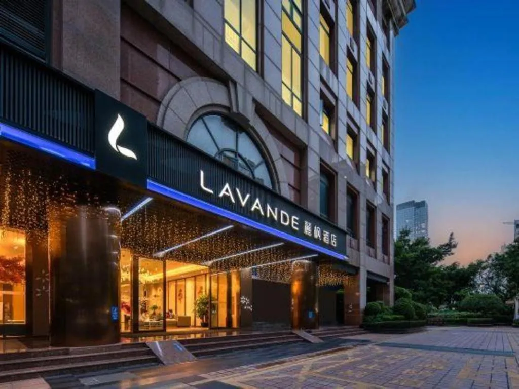 Lavande Hotel Shenzhen Dongmen Shuibeicuizhu Metro Station