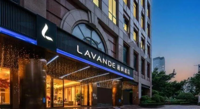 Lavande Hotel Shenzhen Dongmen Shuibeicuizhu Metro Station