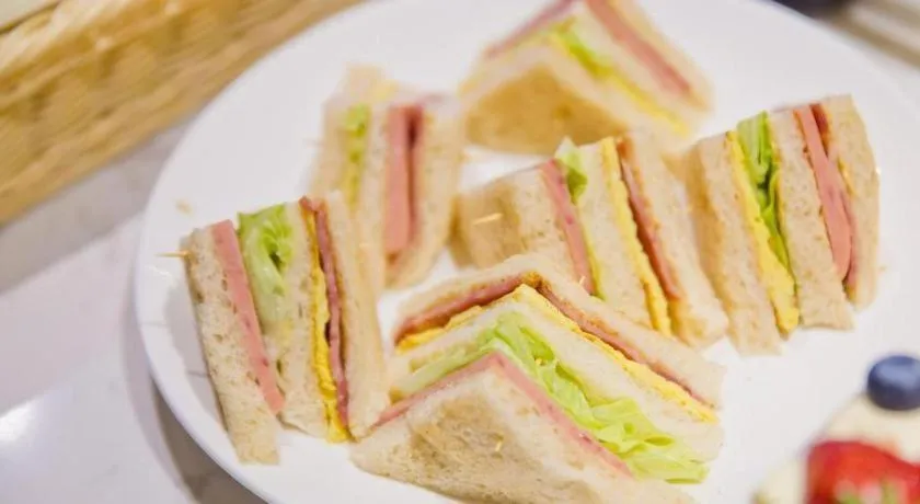 Lavande Hotel Shenzhen Dongmen Shuibeicuizhu Metro Station