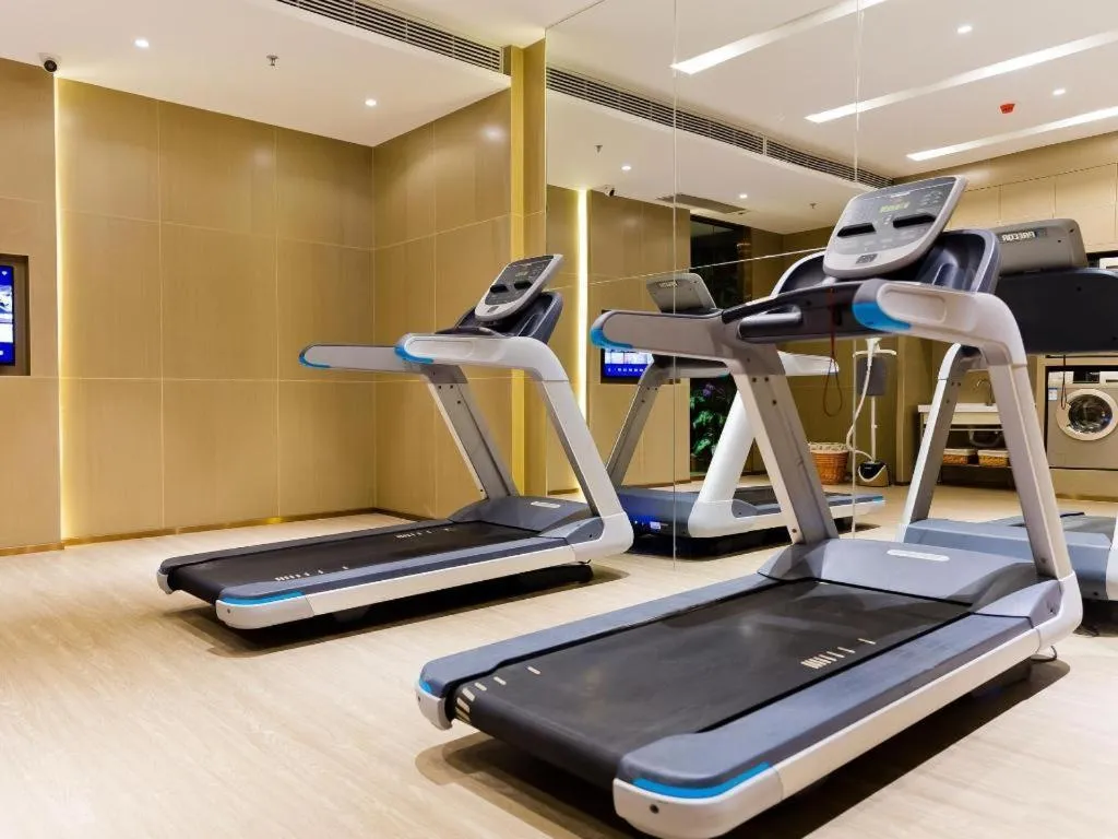 Lavande Hotel Shenzhen Dongmen Shuibeicuizhu Metro Station