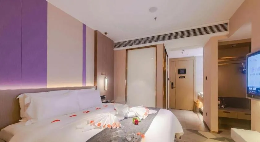 Bed in Lavande Hotel Shenzhen Dongmen Shuibeicuizhu Metro Station