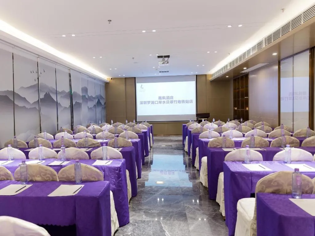 Lavande Hotel Shenzhen Dongmen Shuibeicuizhu Metro Station