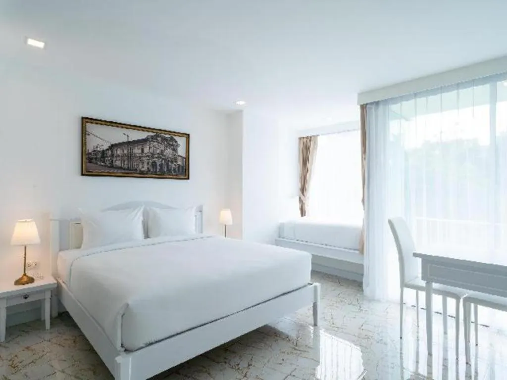 Bed in B2 Phuket Premier Hotel