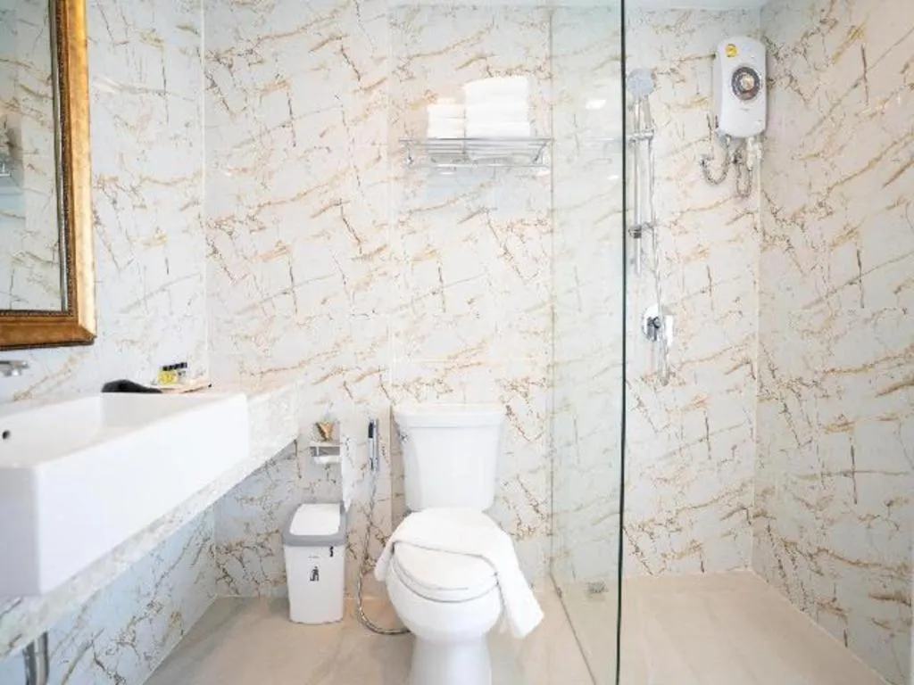 B2 Phuket Premier Hotel