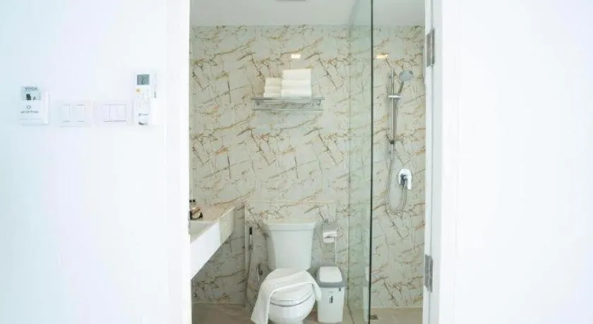 B2 Phuket Premier Hotel