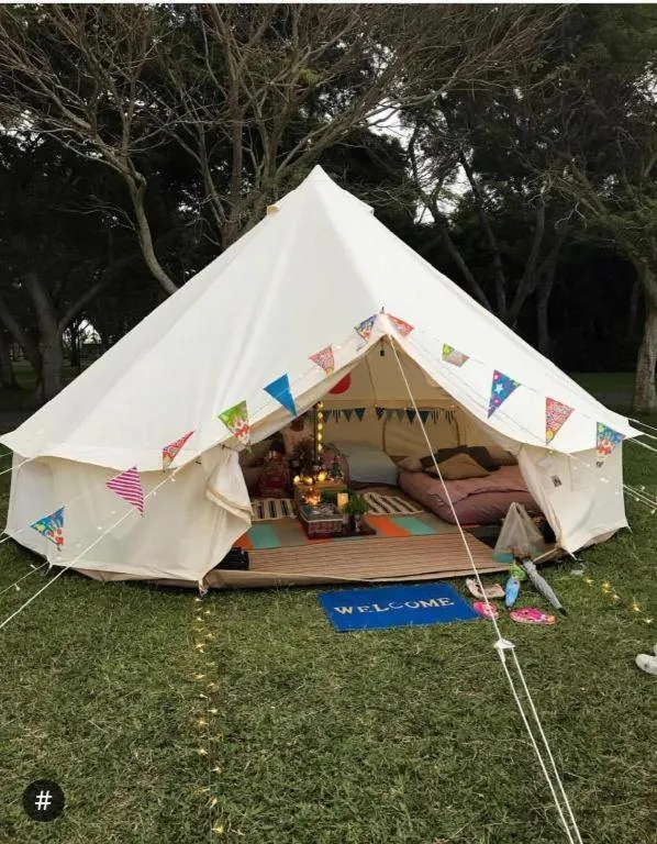 Glamping kaki singapore-Standard medium bell tent