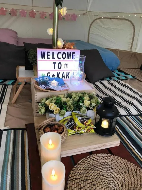 Bed in Glamping kaki singapore-Standard medium bell tent