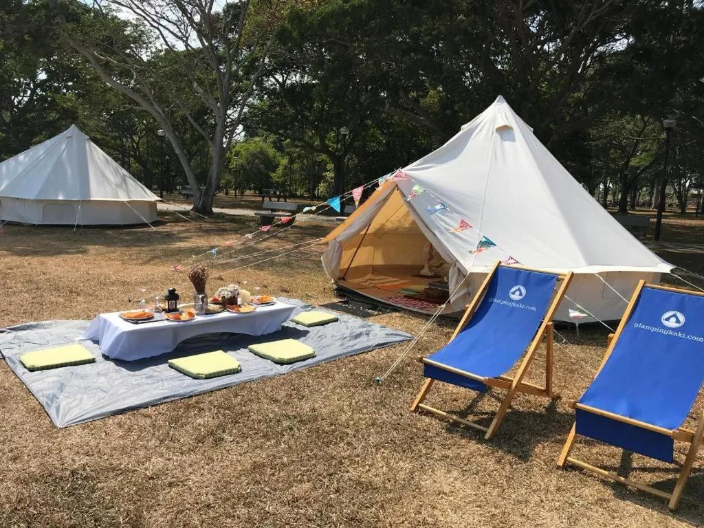 Glamping kaki singapore-Standard medium bell tent