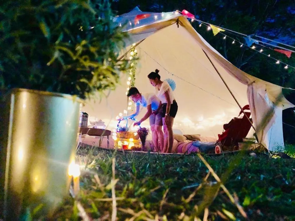 Glamping kaki singapore-Standard medium bell tent
