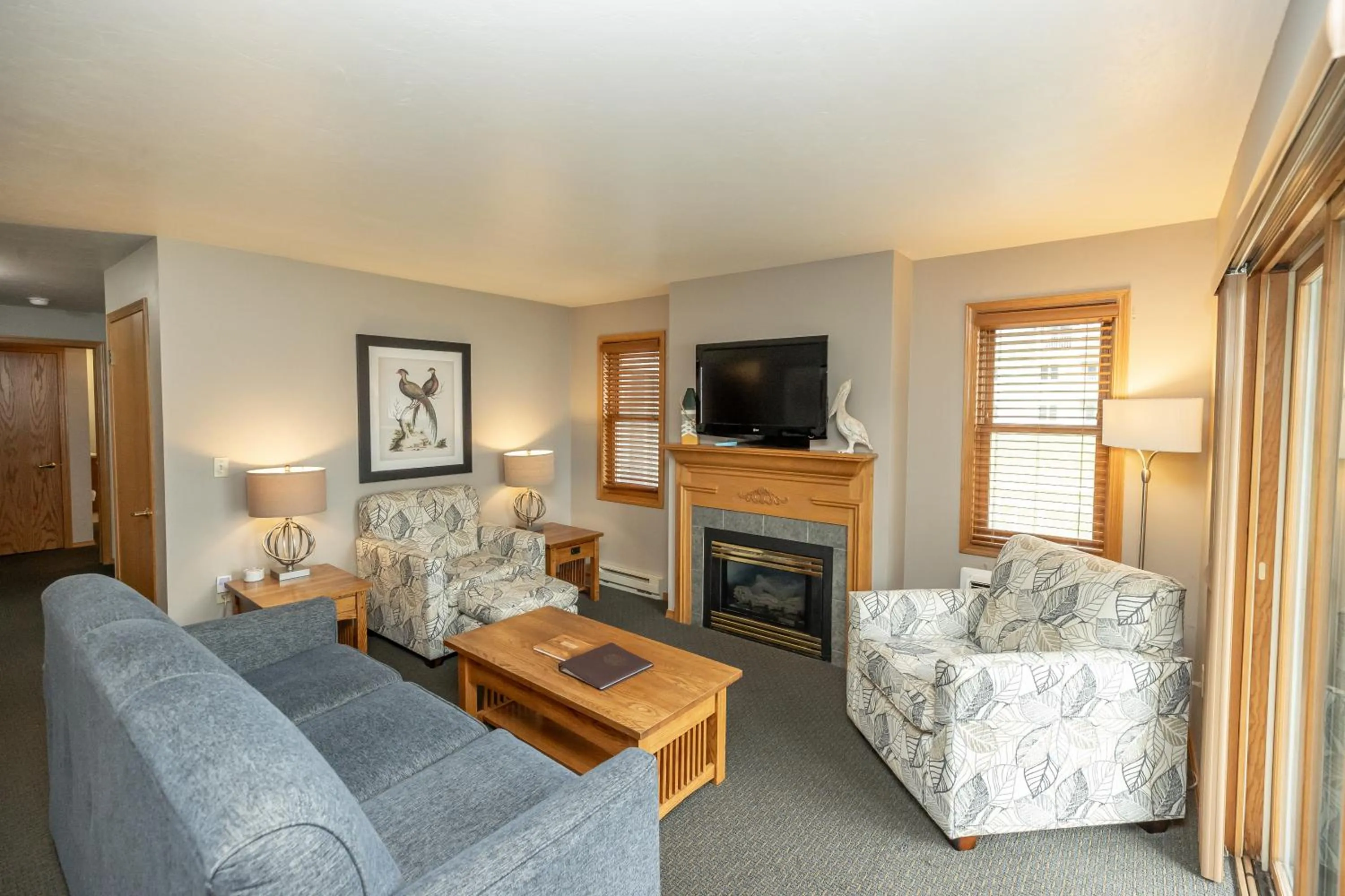 flat iron in Westwood Shores Waterfront Resort