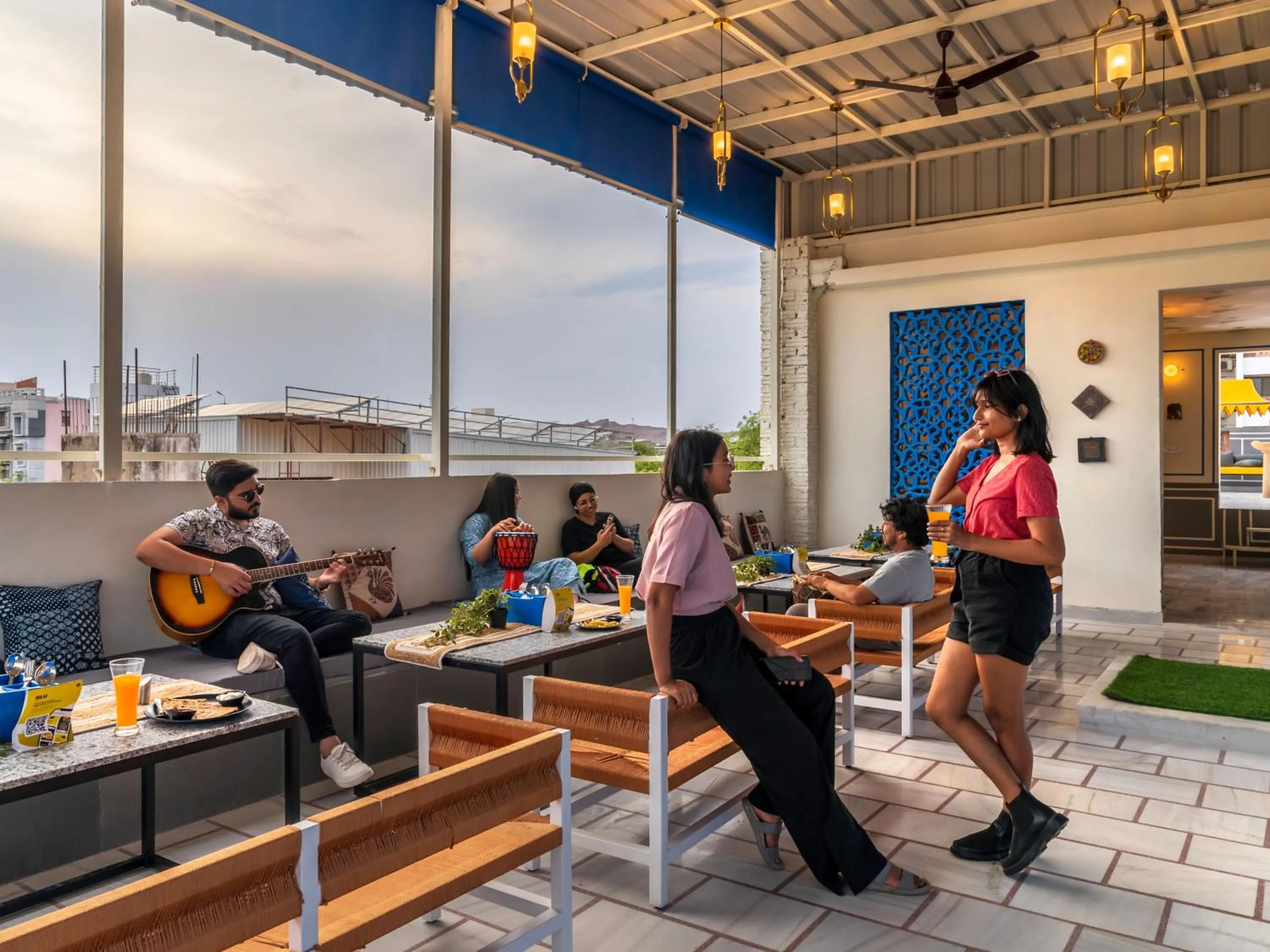 Restaurant/places to eat in The Hosteller Jodhpur