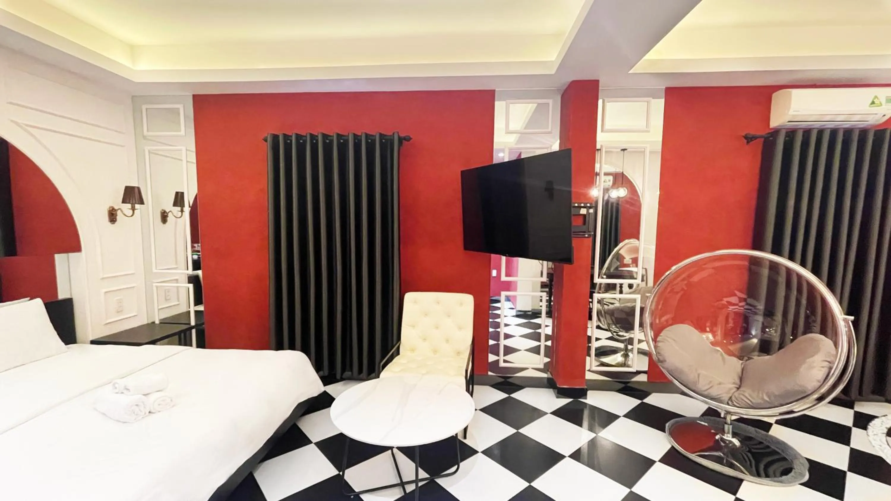 Bed in A In Hotel Atistar