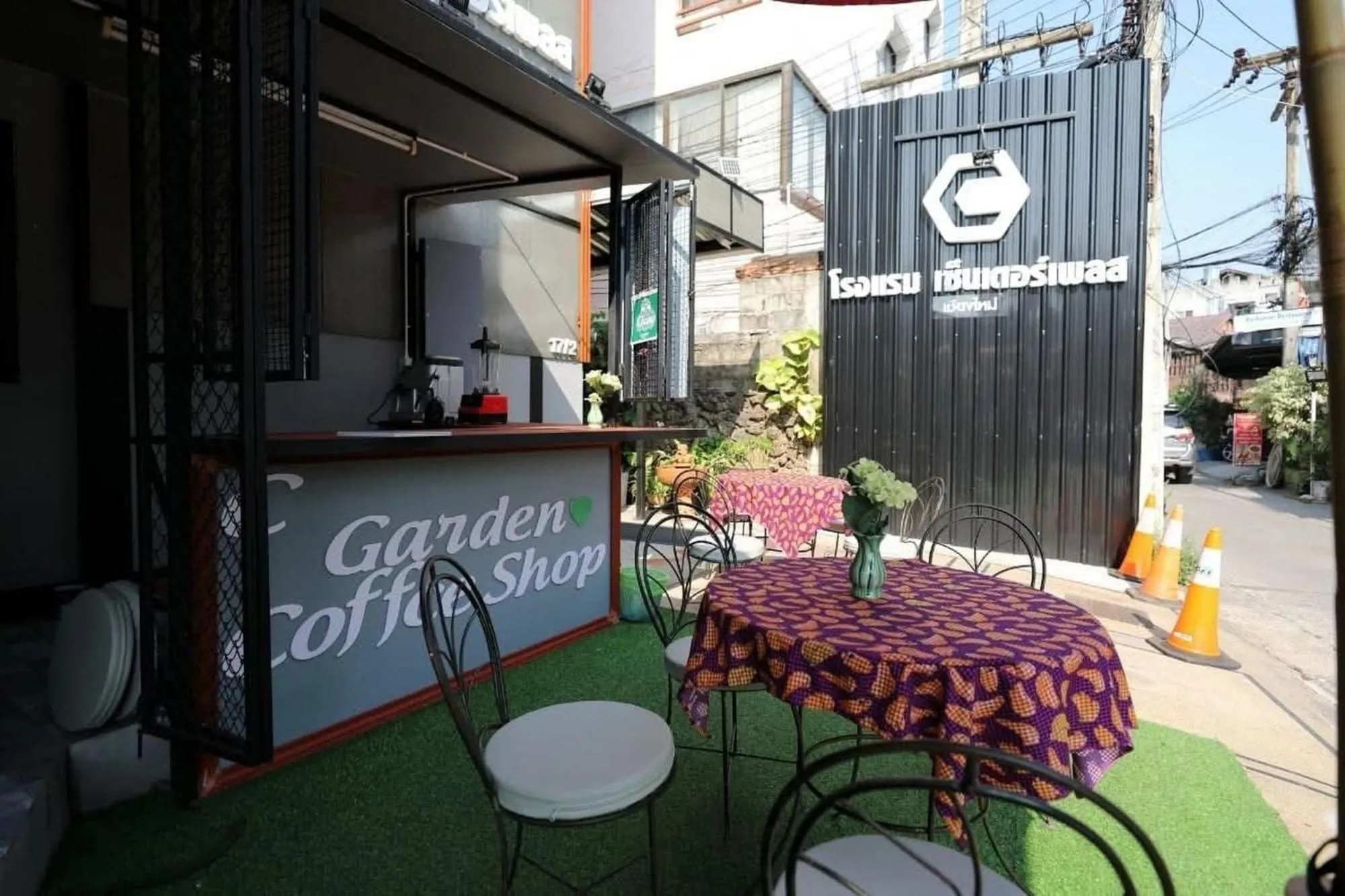 Area and facilities in Collection O Centre Place