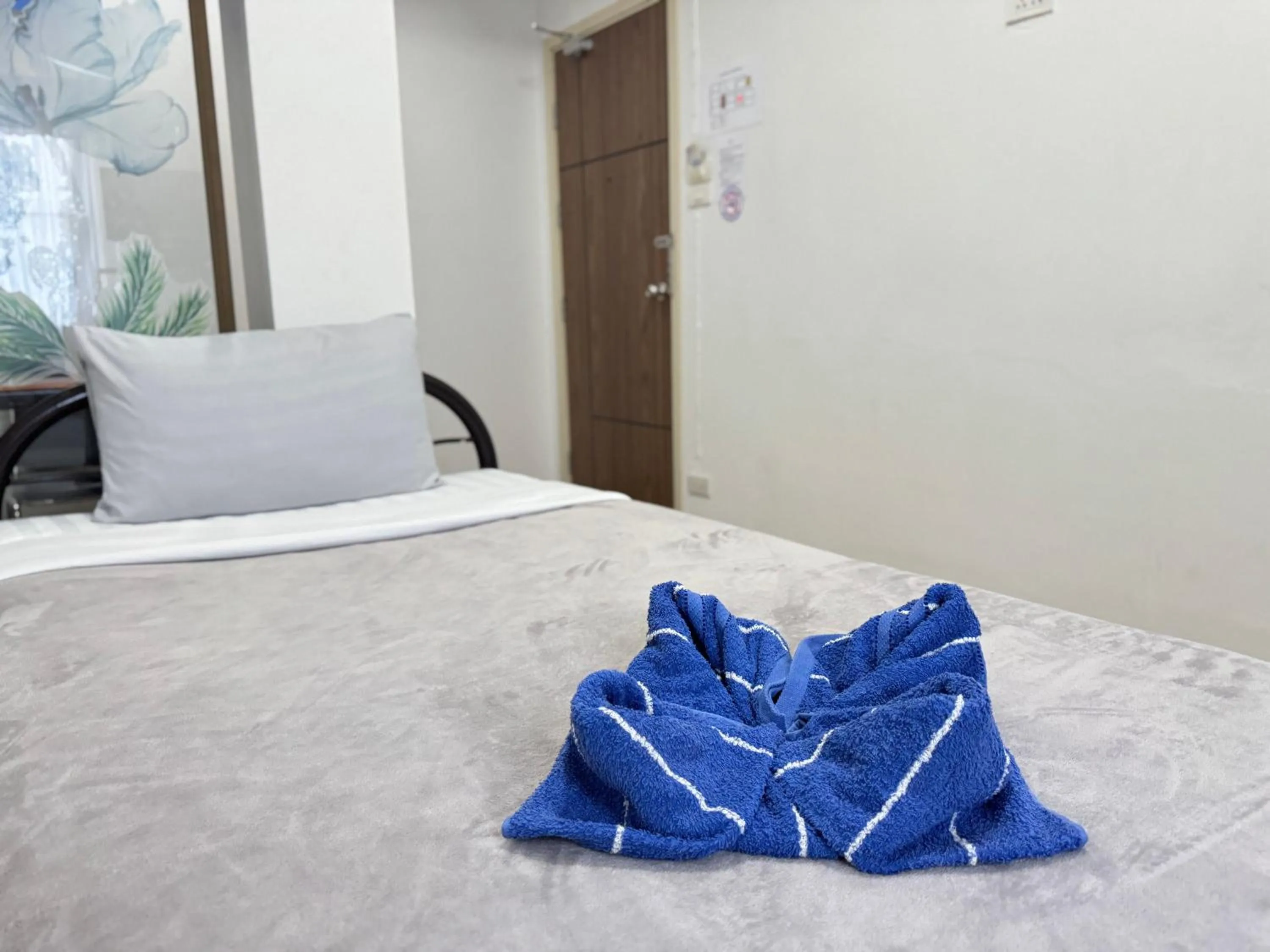 Bedroom, Bed in Collection O Centre Place