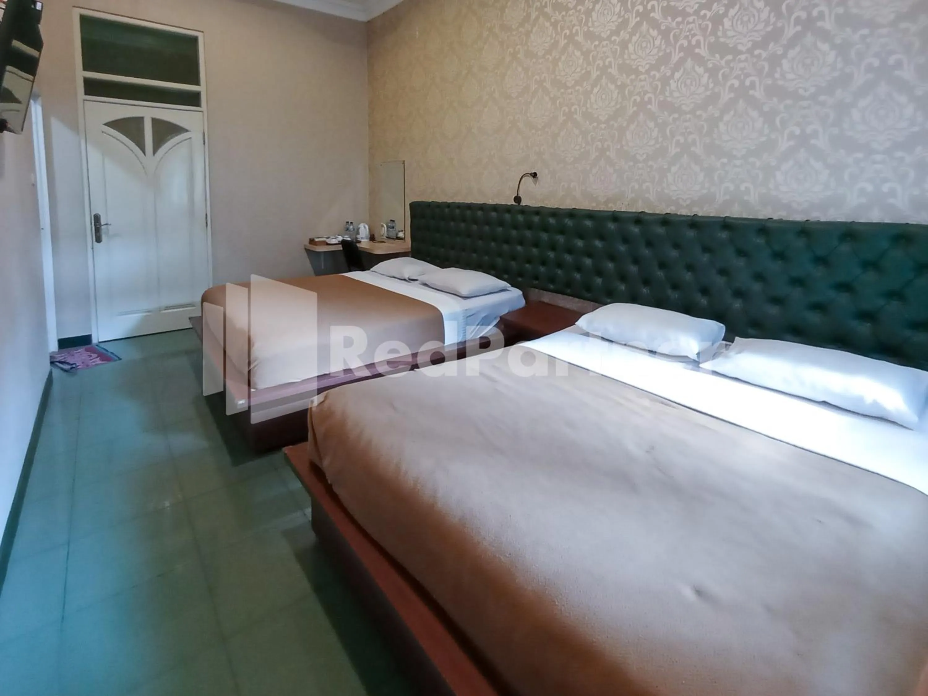 Bedroom, Bed in Nillo Hotel Kebumen Mitra RedDoorz