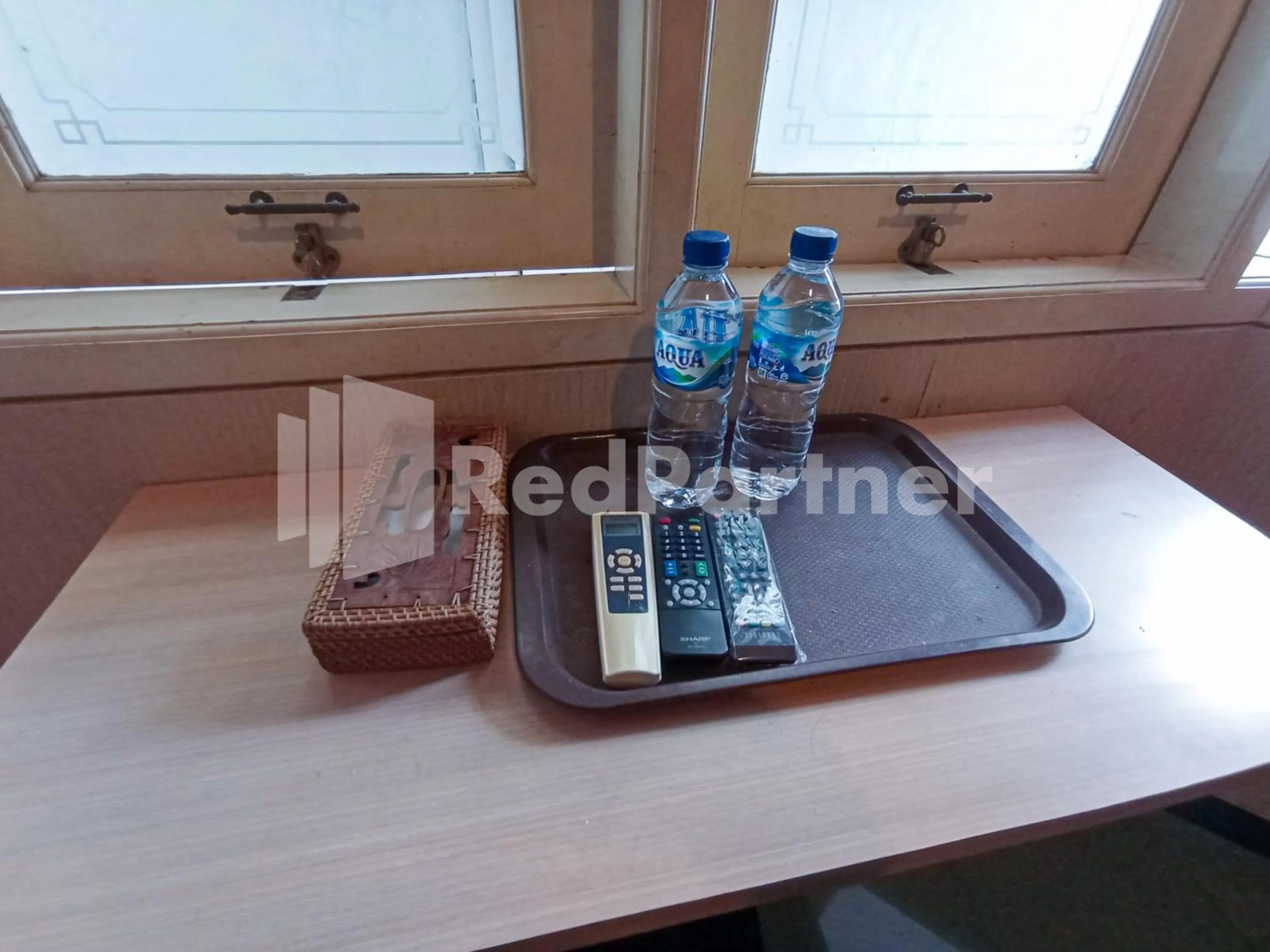 Drinks in Nillo Hotel Kebumen Mitra RedDoorz