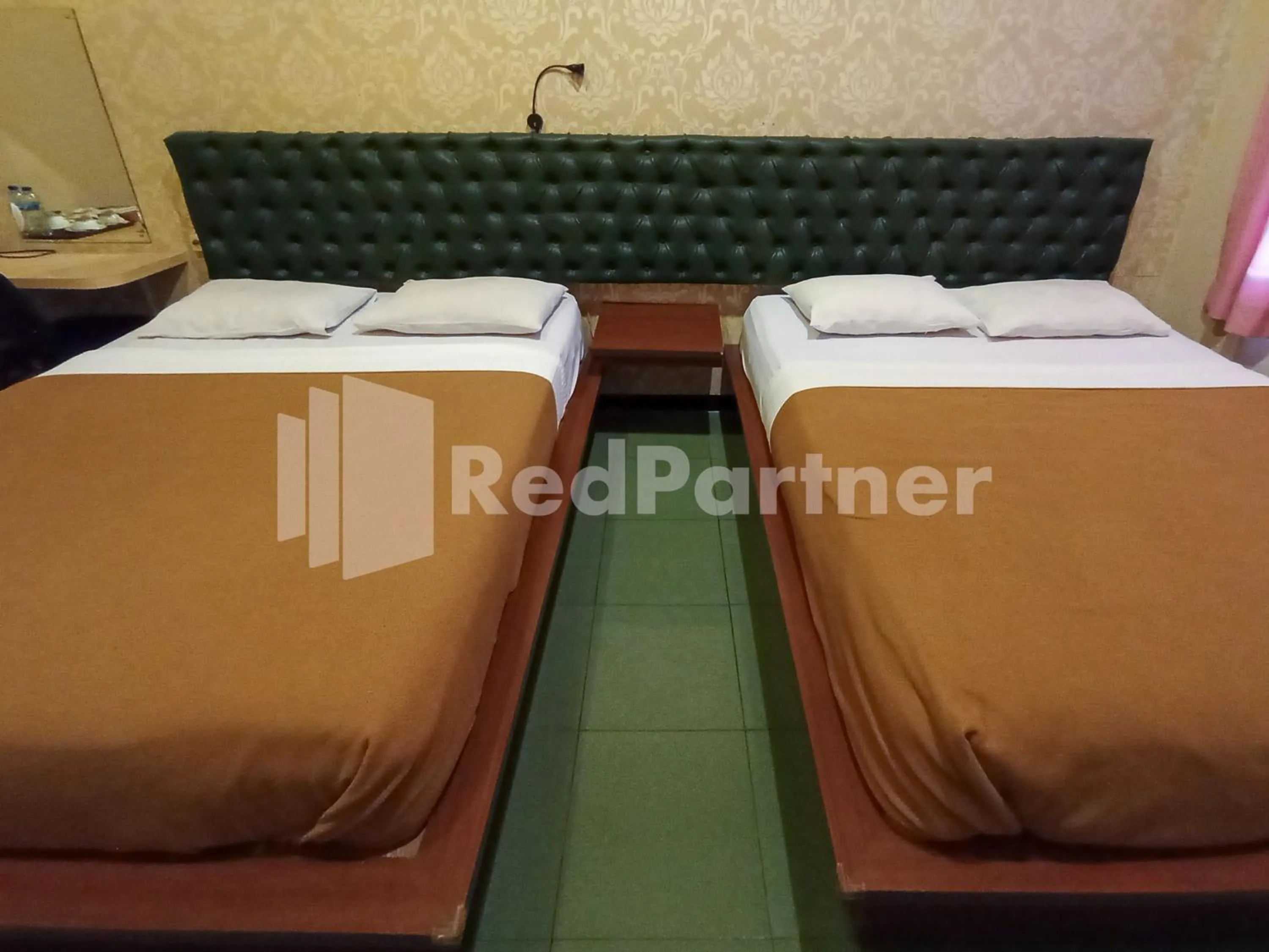 Bedroom, Bed in Nillo Hotel Kebumen Mitra RedDoorz