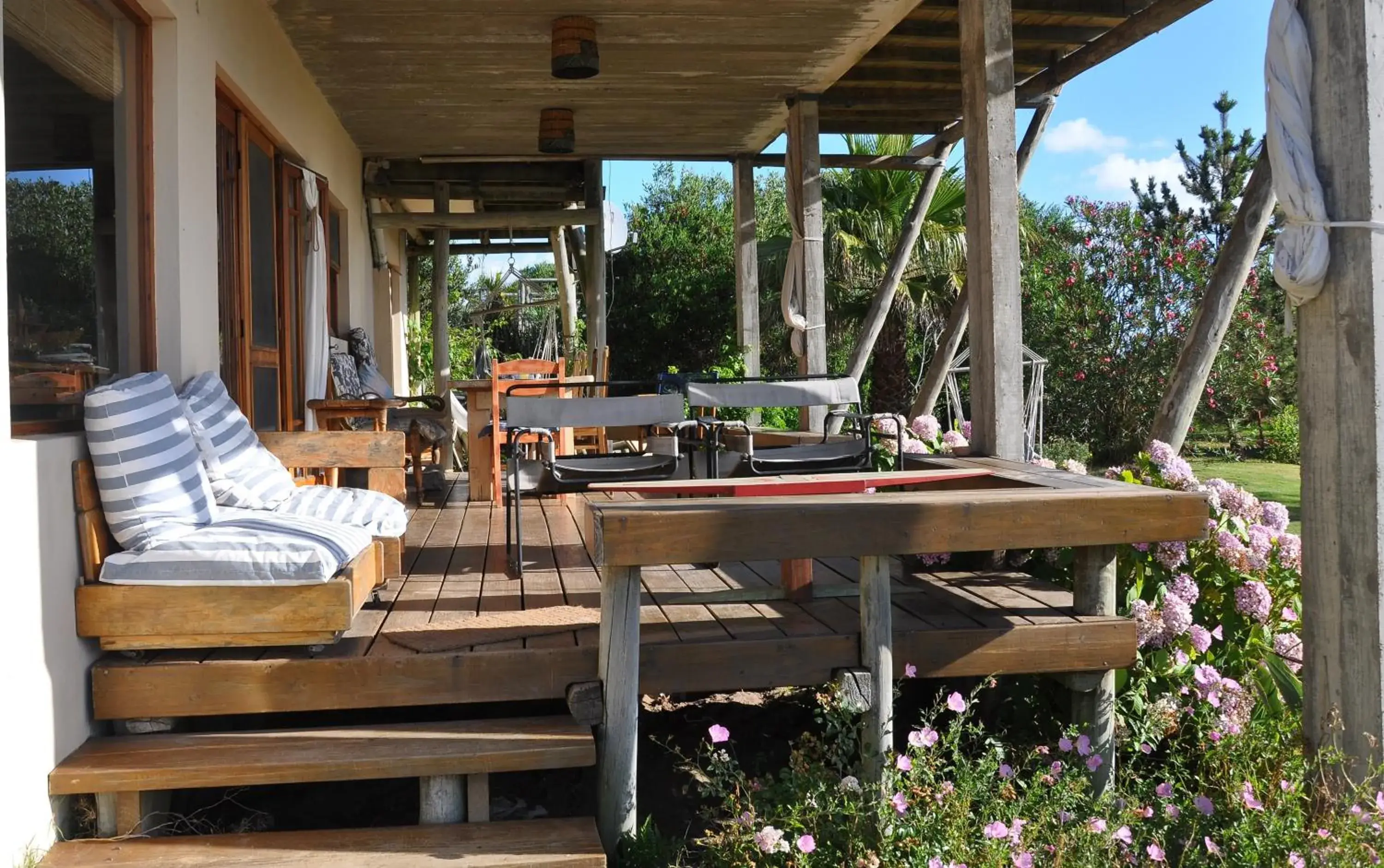 Studio with Lake View in Hale Lau Studio with Lake View in Hale Lau