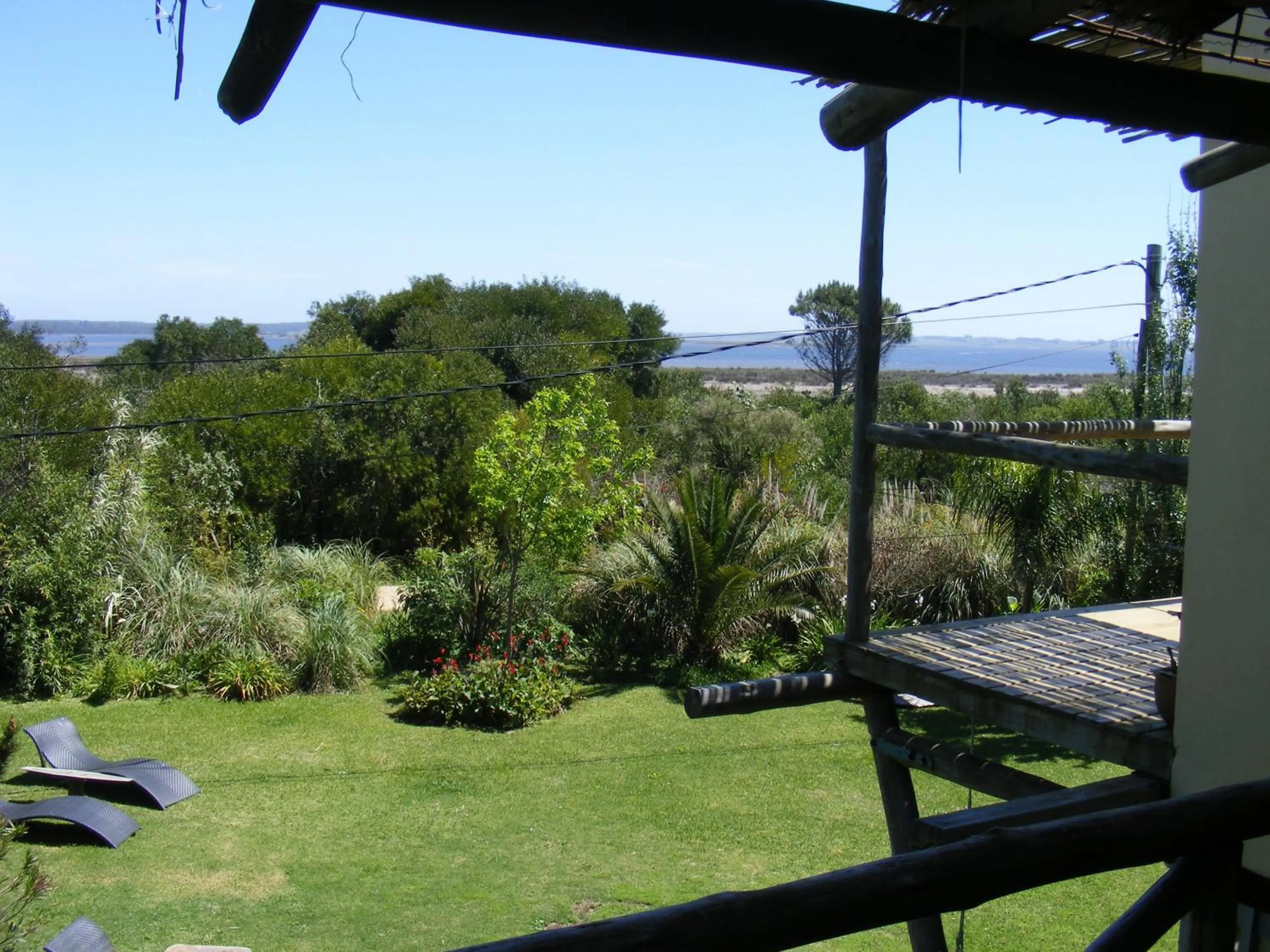 Photo of the whole room in Hale Lau