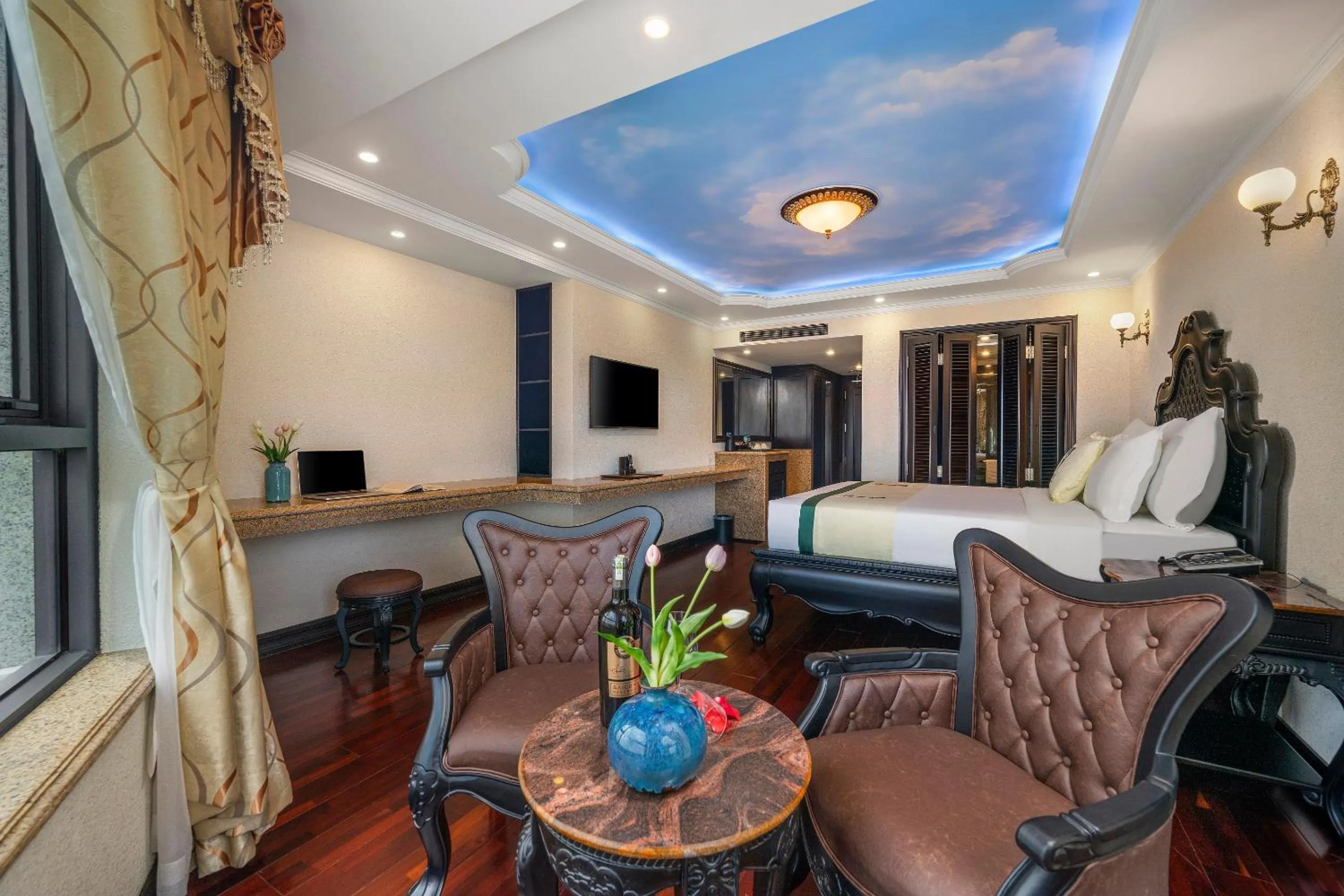 TV and multimedia in V-Hotel Da Nang Beach