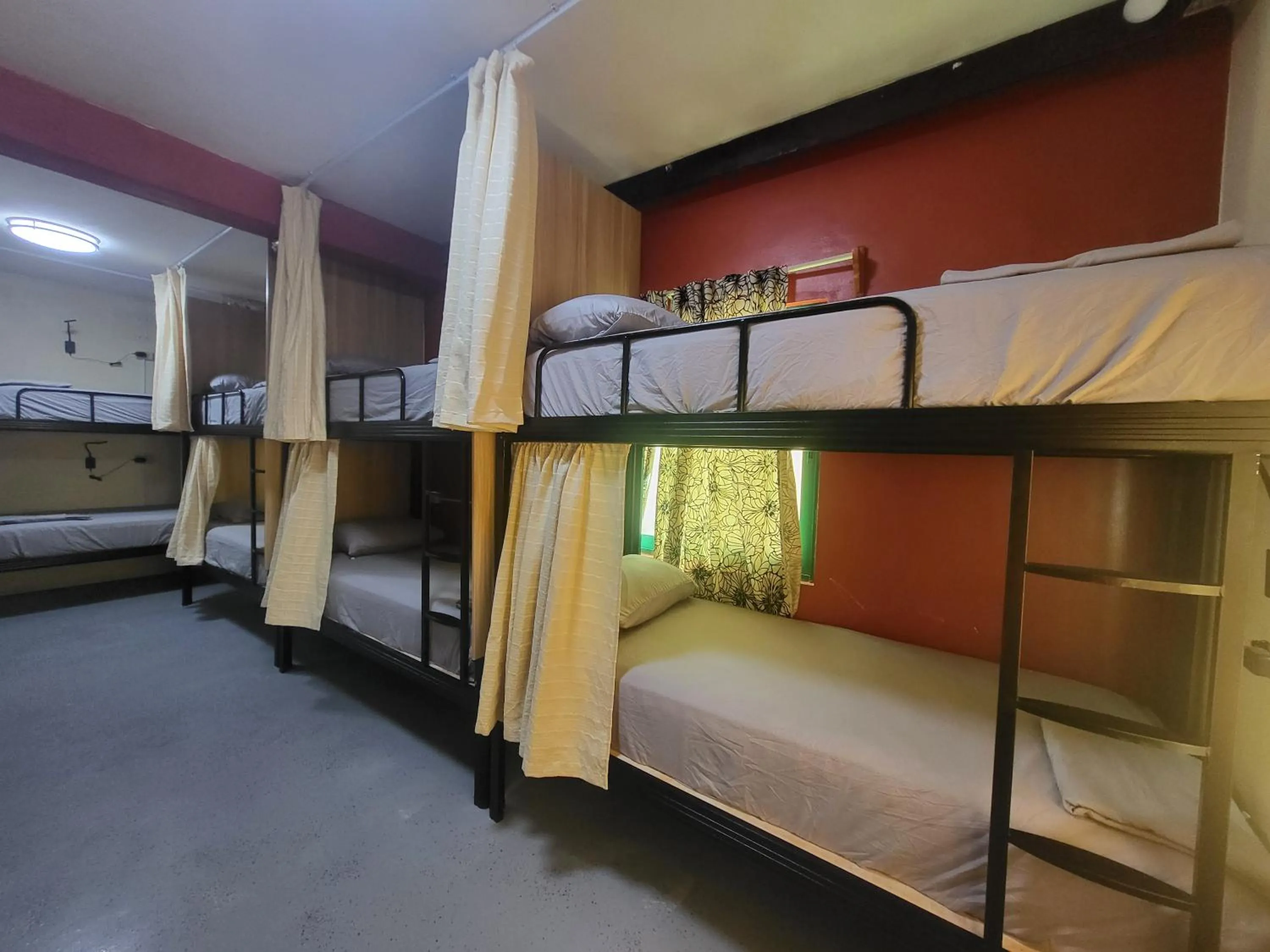 Bed in Caye Caulker Plaza Hotel