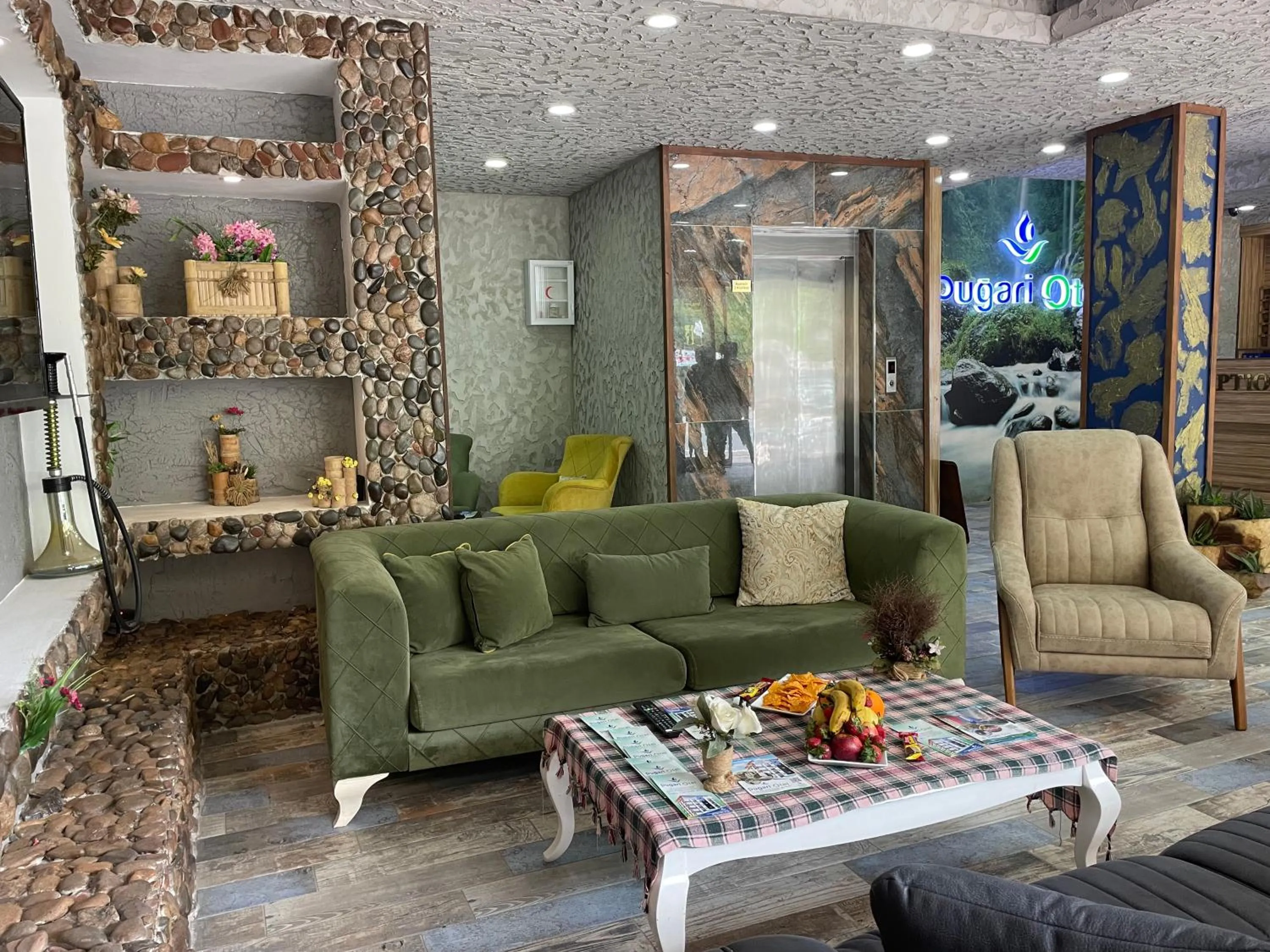 TV and multimedia in PUGARi HOTEL