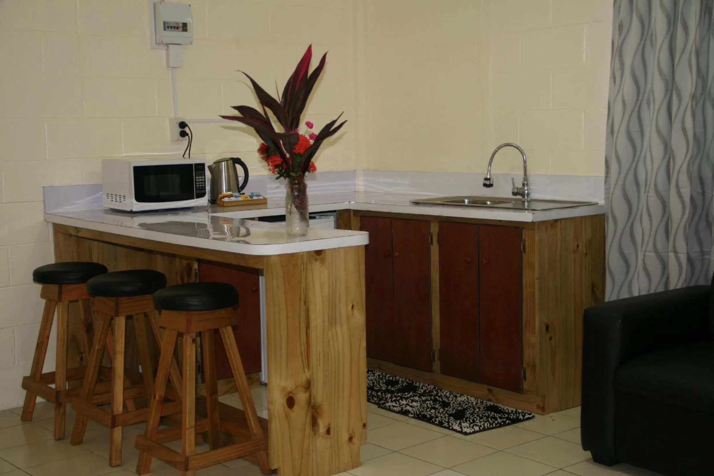 Kitchen or kitchenette in Moatoga Hotel