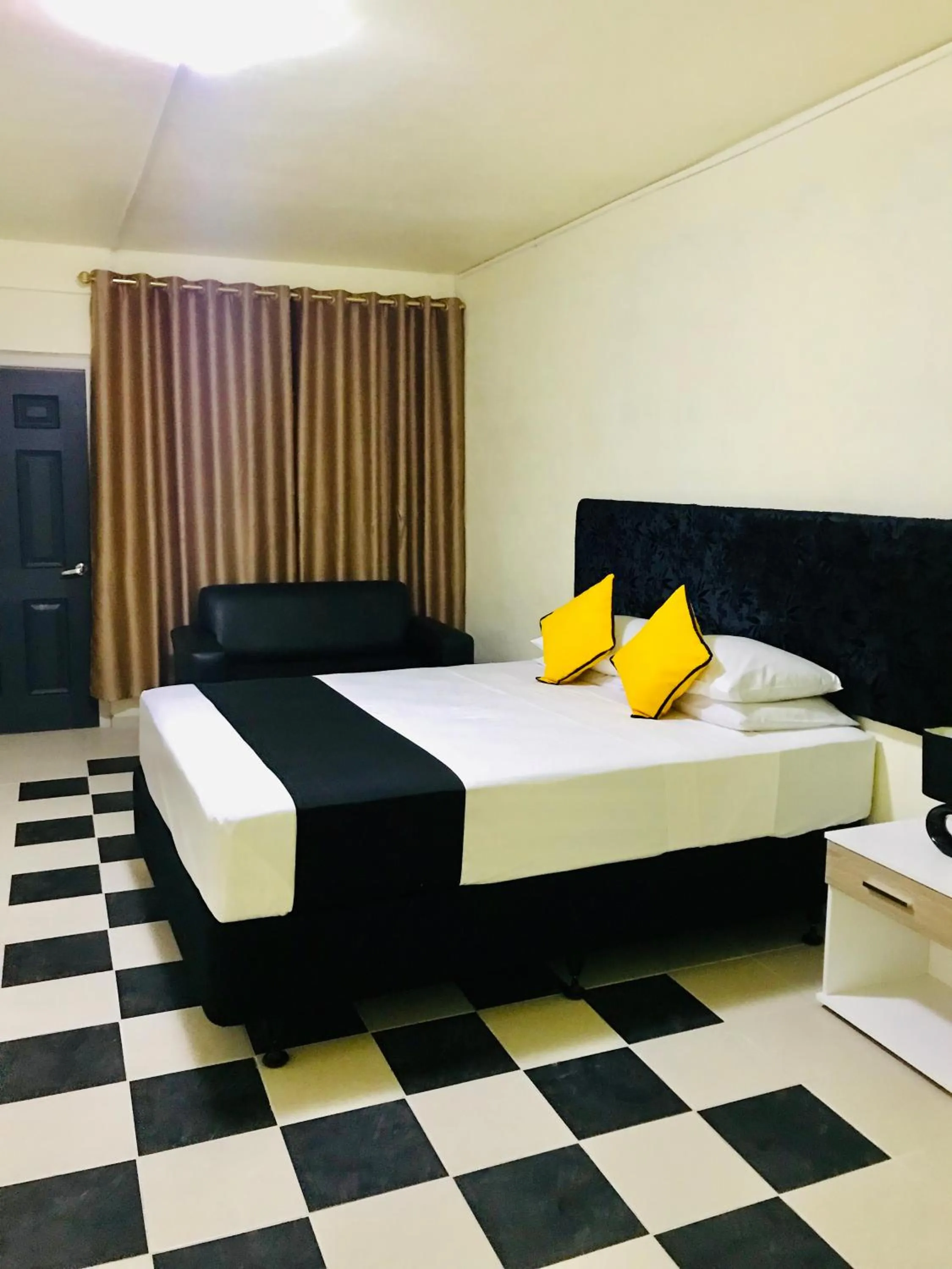 Bed in Moatoga Hotel