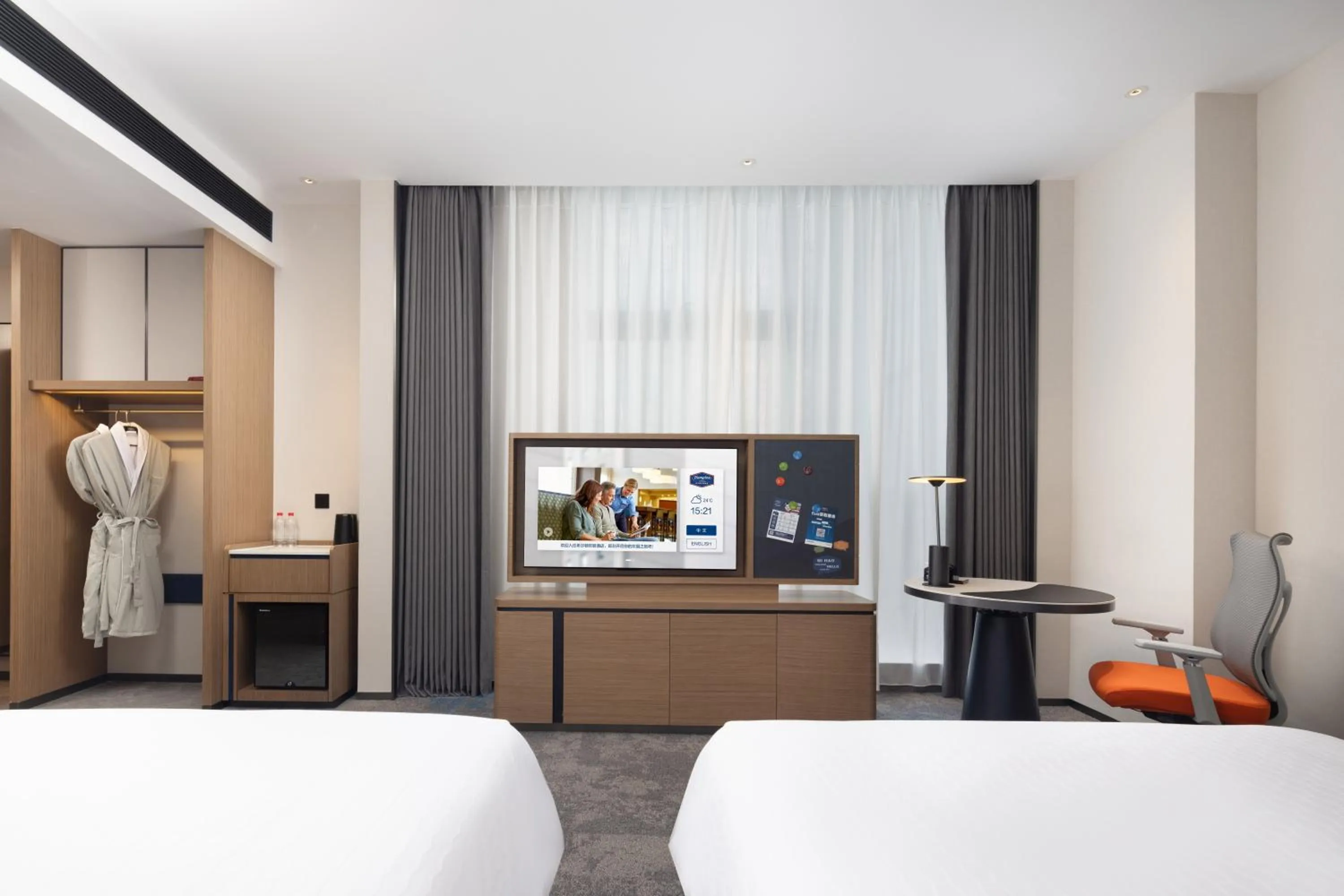 TV and multimedia, Bed in Hampton by Hilton Dongguan Liaobu Songshan Lake Avenue