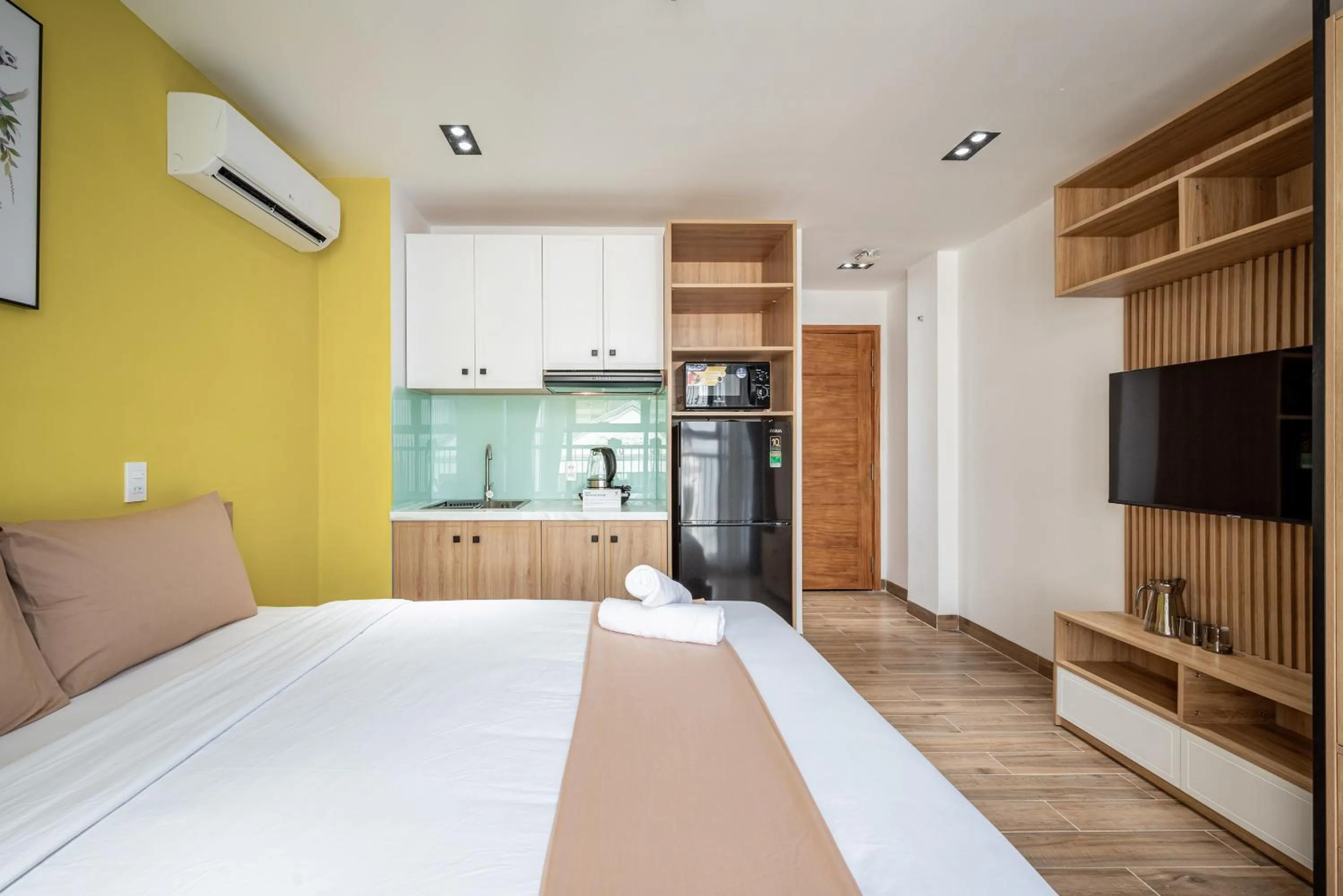 TV and multimedia, Bed in Cozrum Home - Daisy House