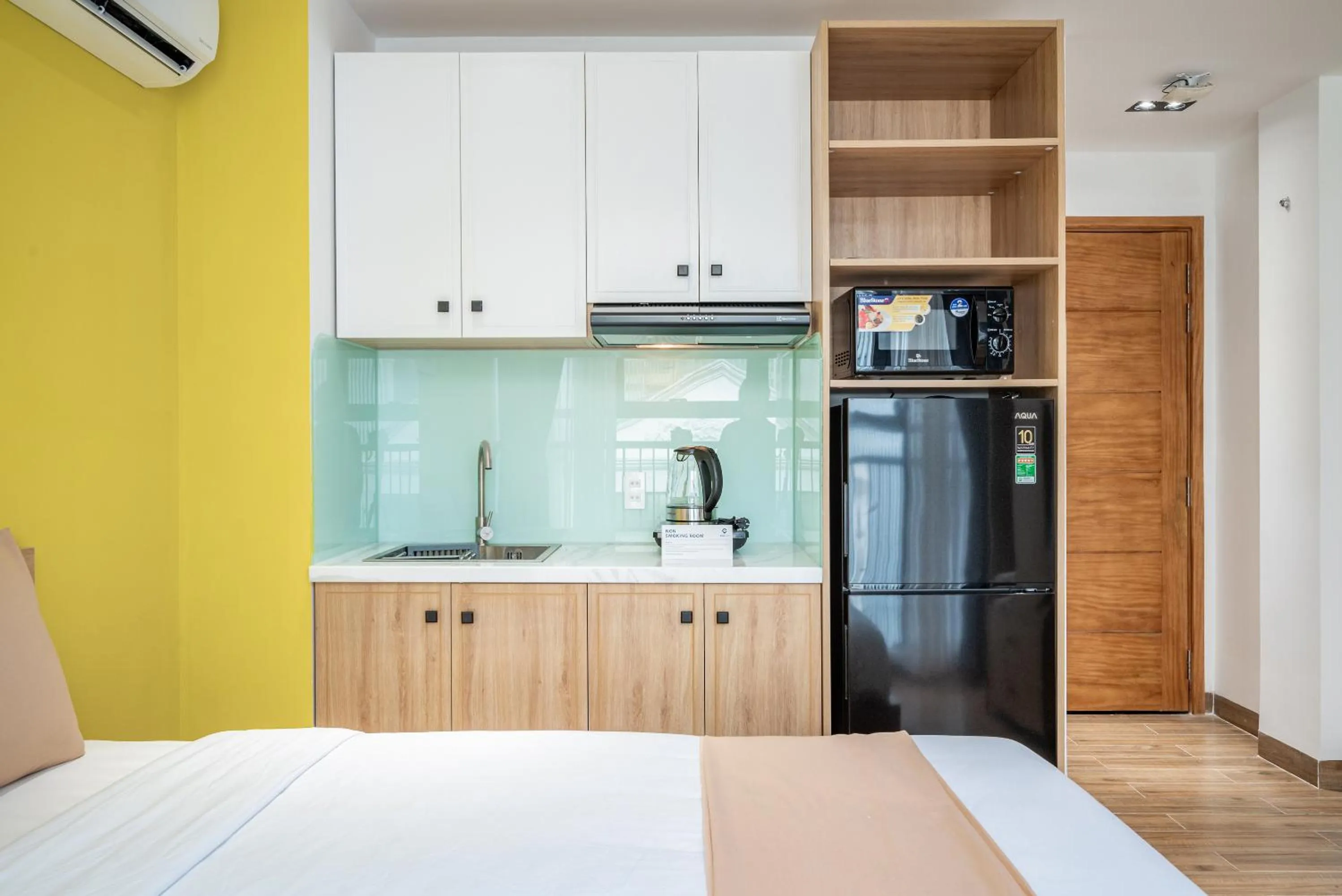 Kitchen or kitchenette, Bed in Cozrum Home - Daisy House