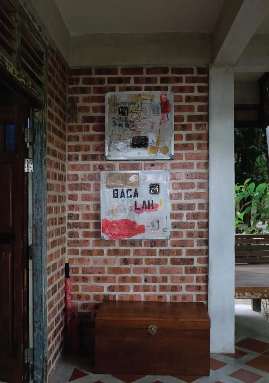 Balcony/Terrace in Panji Panji Tropical Wooden Home