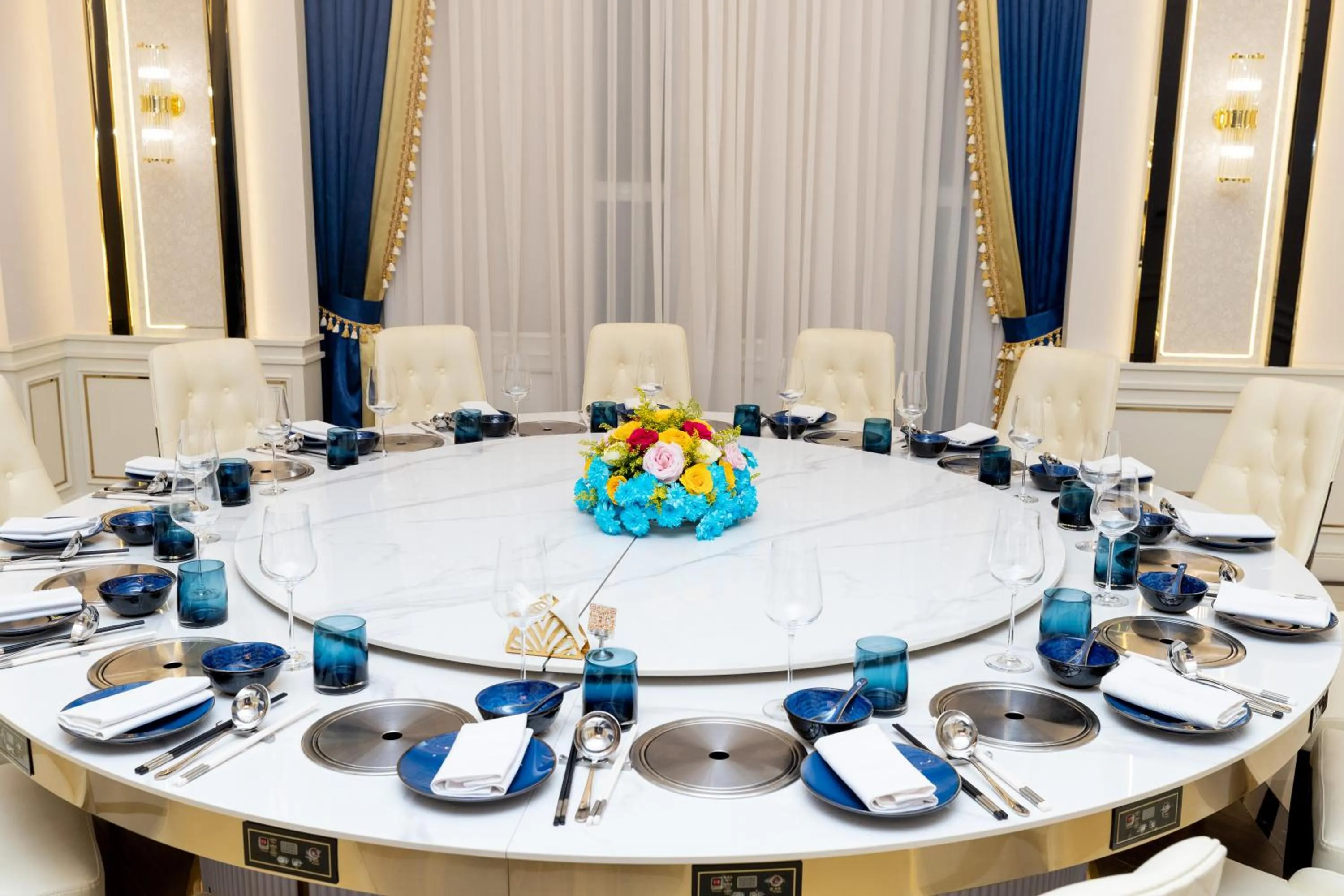 Restaurant/places to eat in THE PREMIER PALACE HOTEL AND SPA