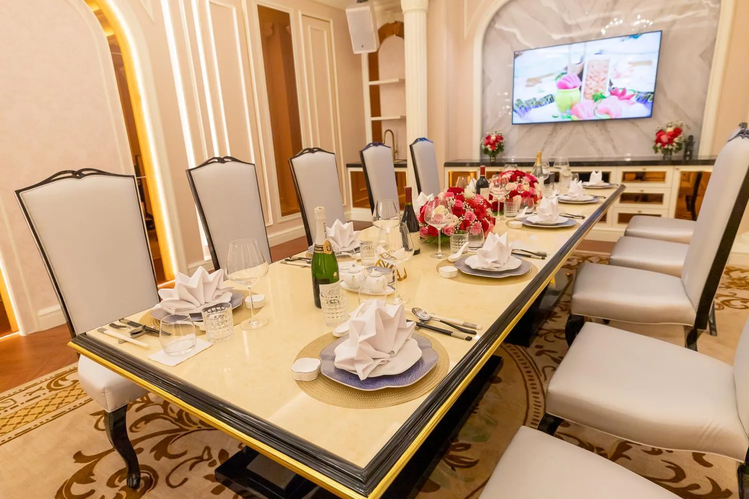 THE PREMIER PALACE HOTEL AND SPA