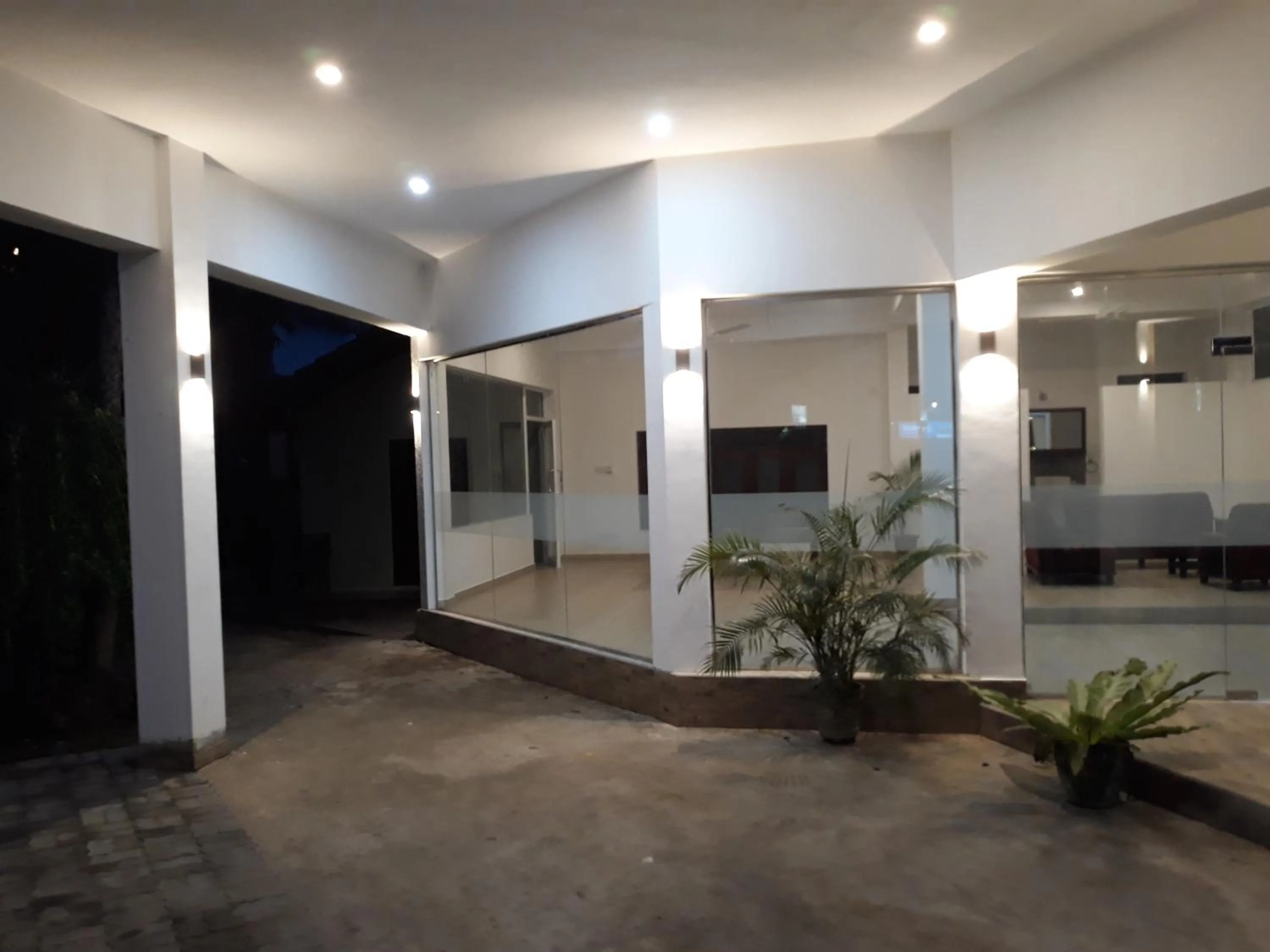 Lobby or reception in Traveller's Home Hotel