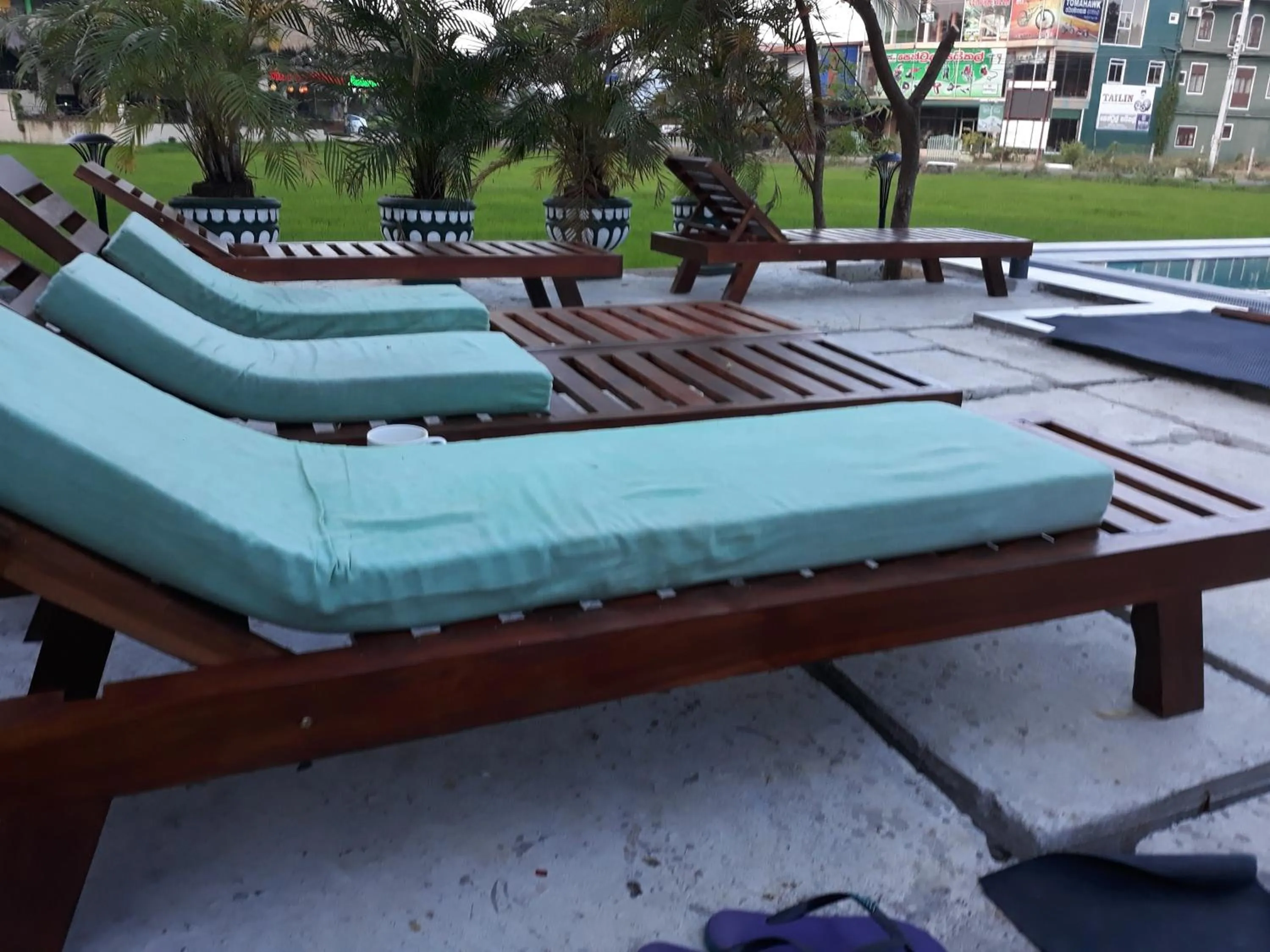 Swimming pool in Traveller's Home Hotel