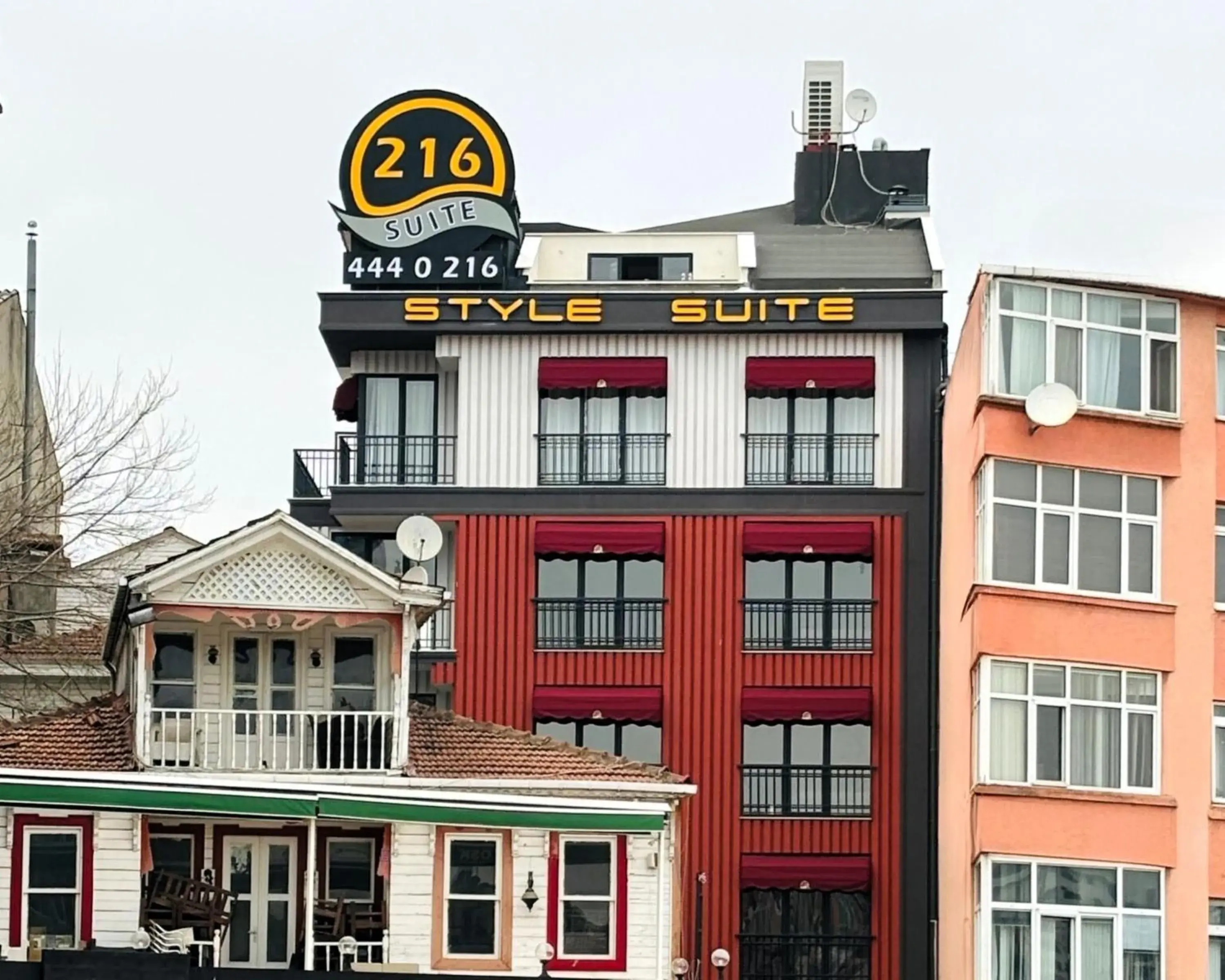 216 Style Suite 216 Style Suite