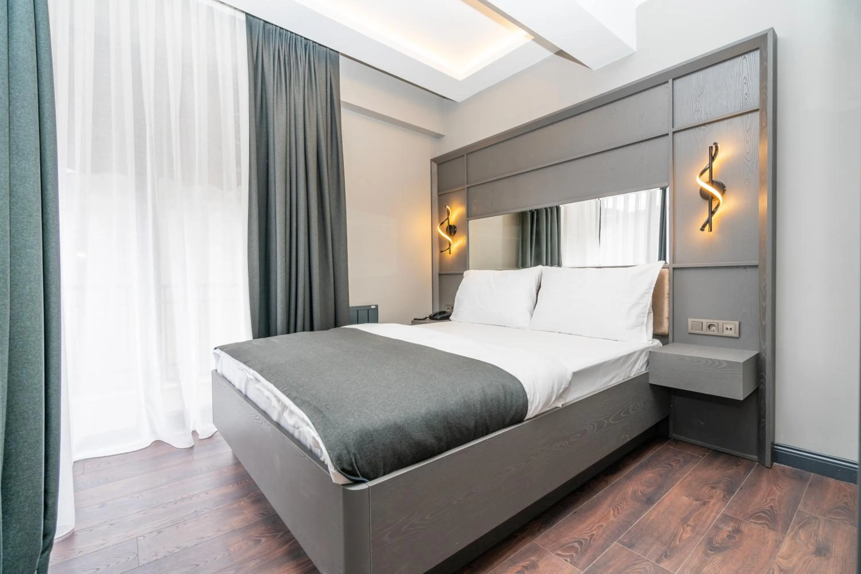 Bed in 216 Style Suite