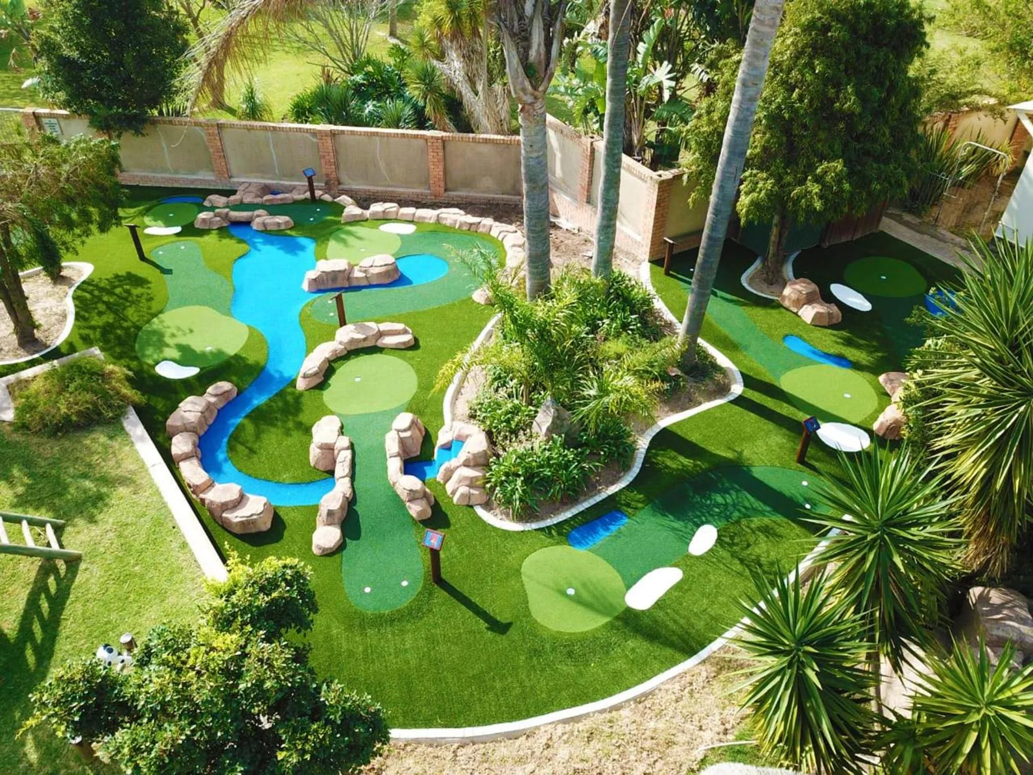 Minigolf in Formosa Bay
