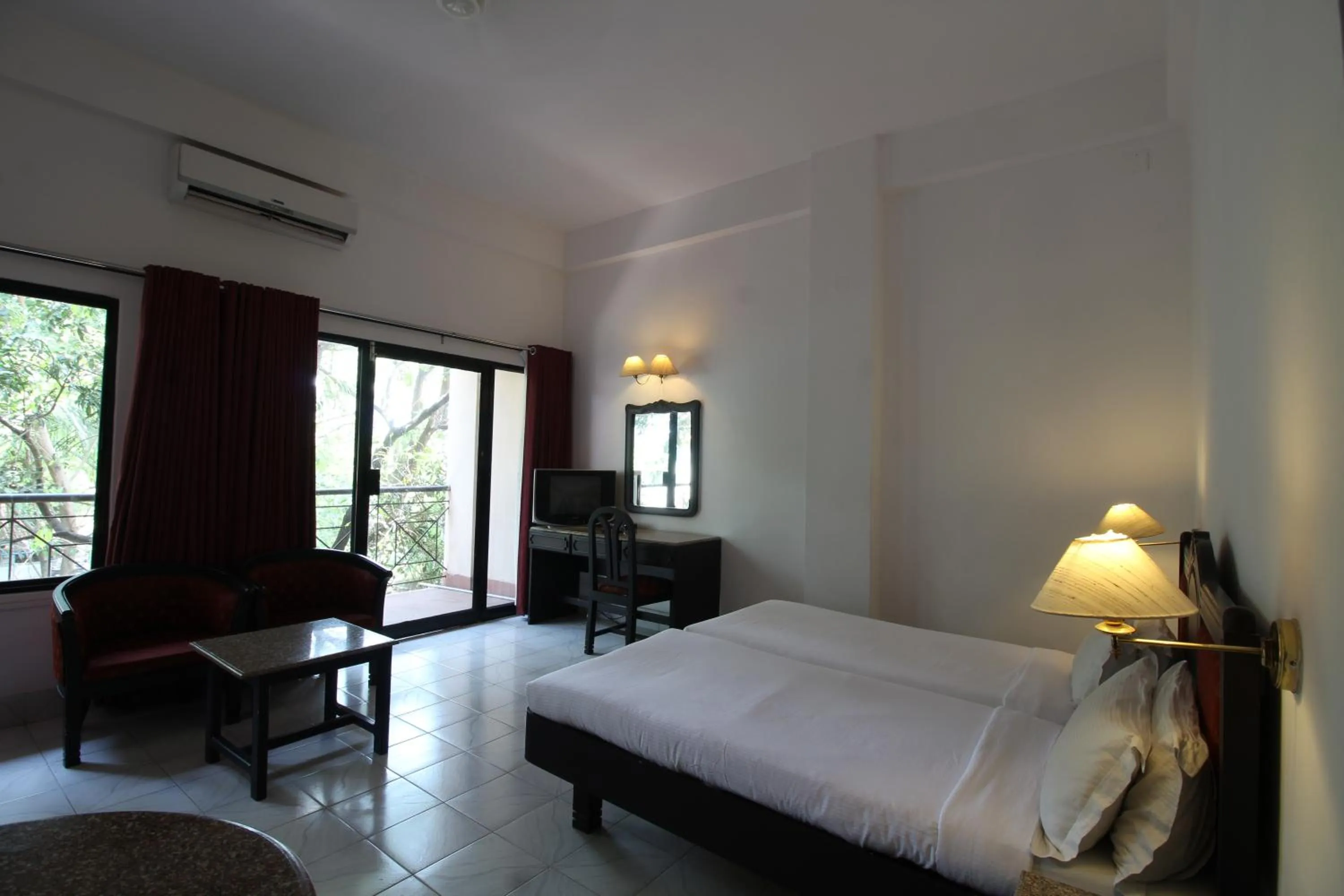 Day, Bed in Sopanam Heritage