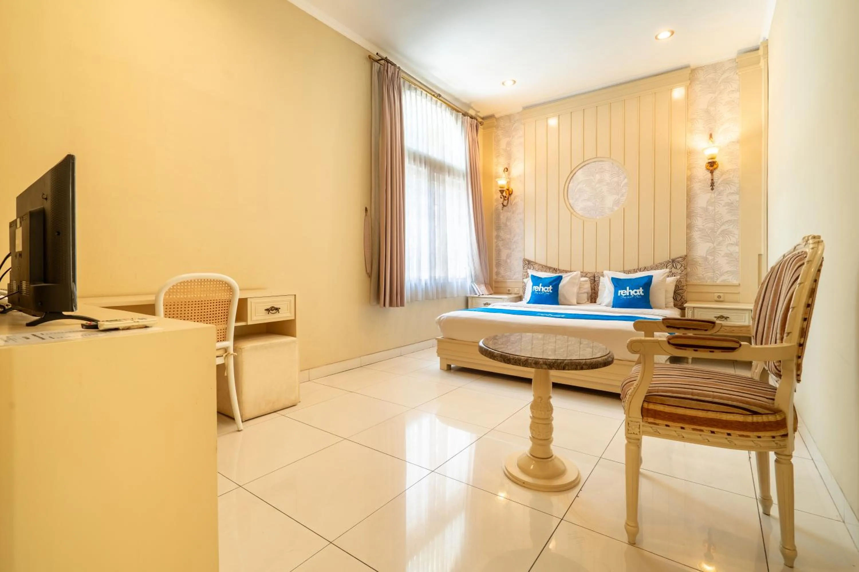 Bedroom in Rehat at Ottenville Boutique Hotel