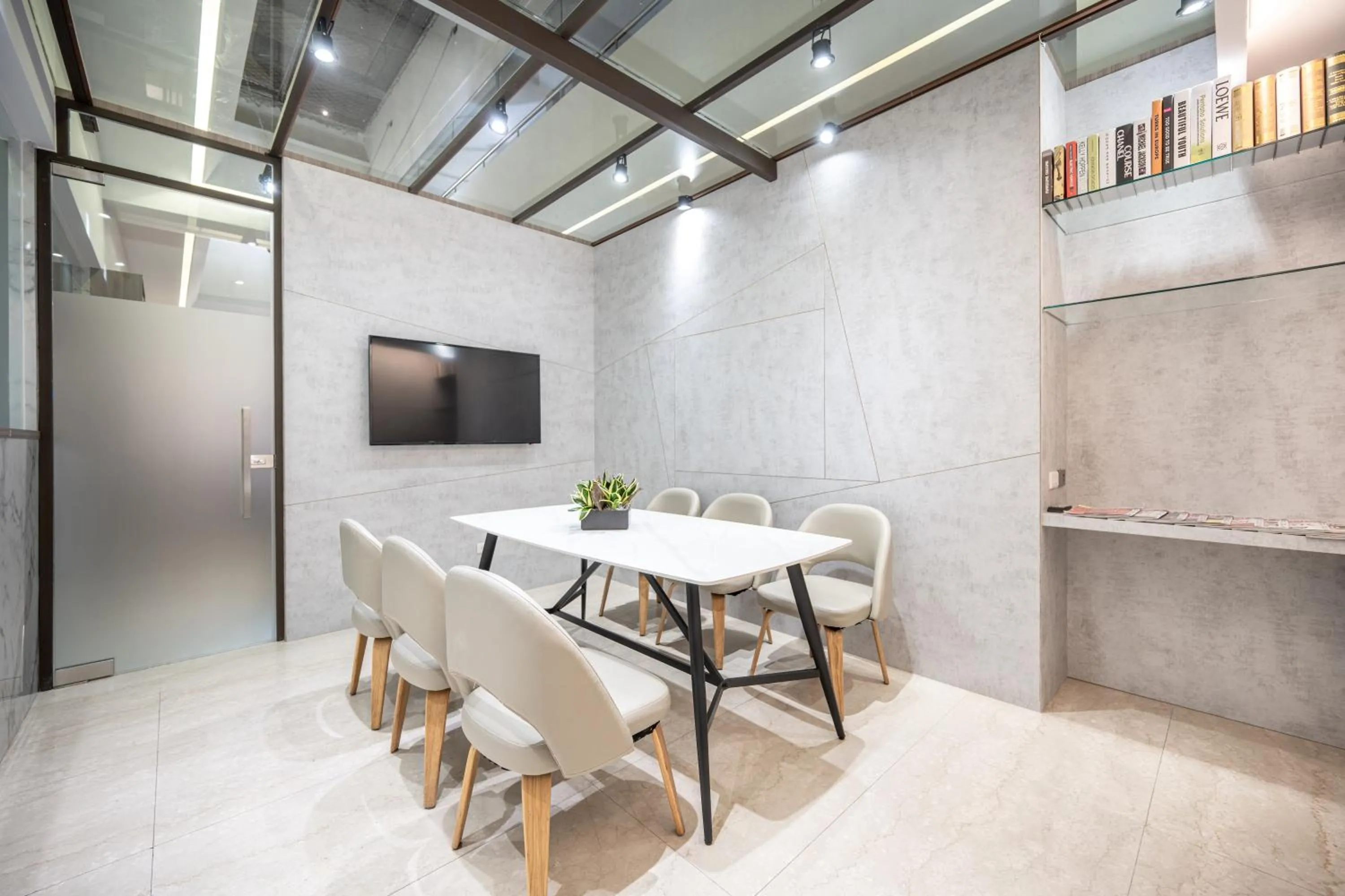 Business facilities in Hotel Bonza