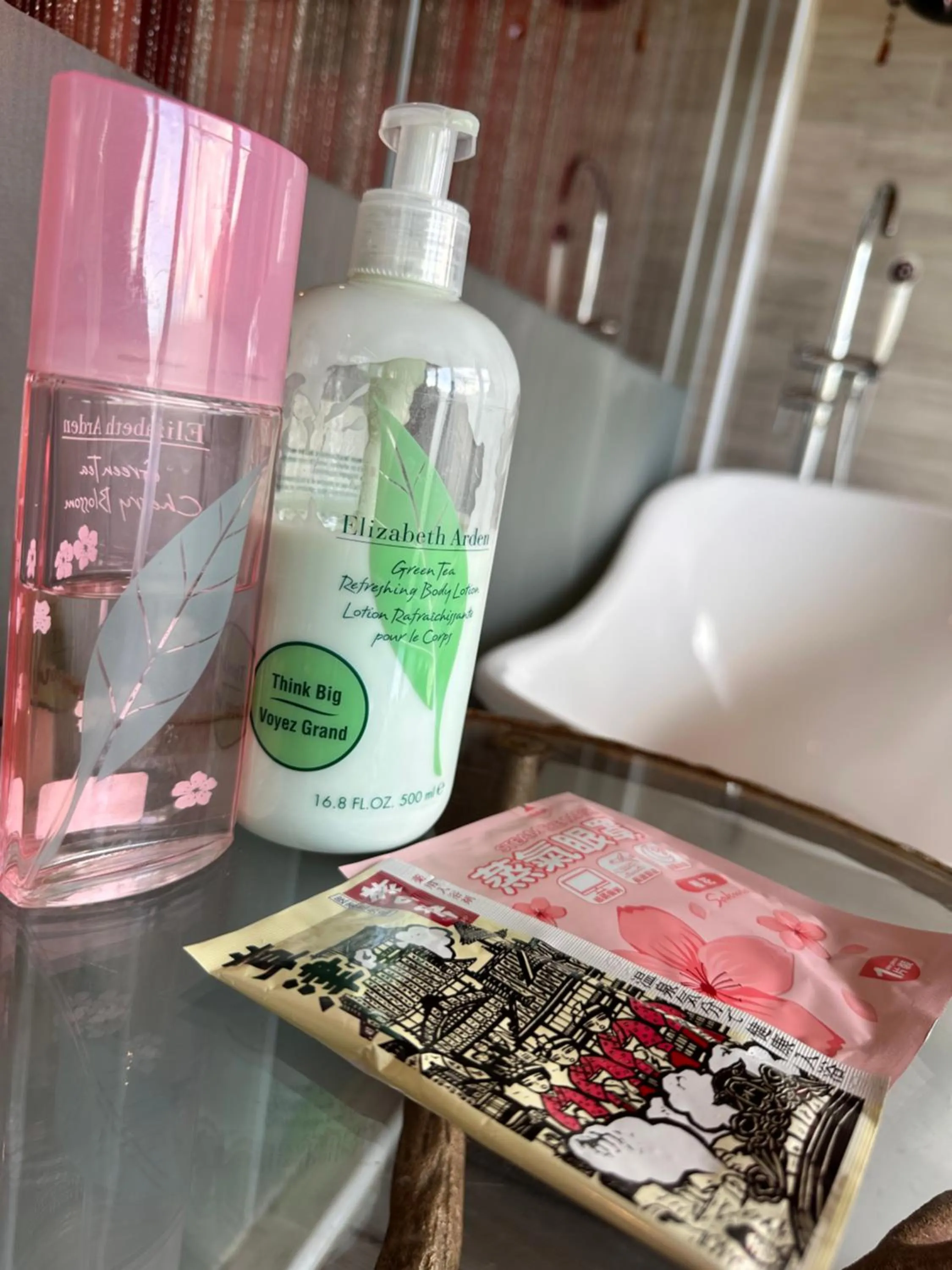 Bathroom in Mystery13