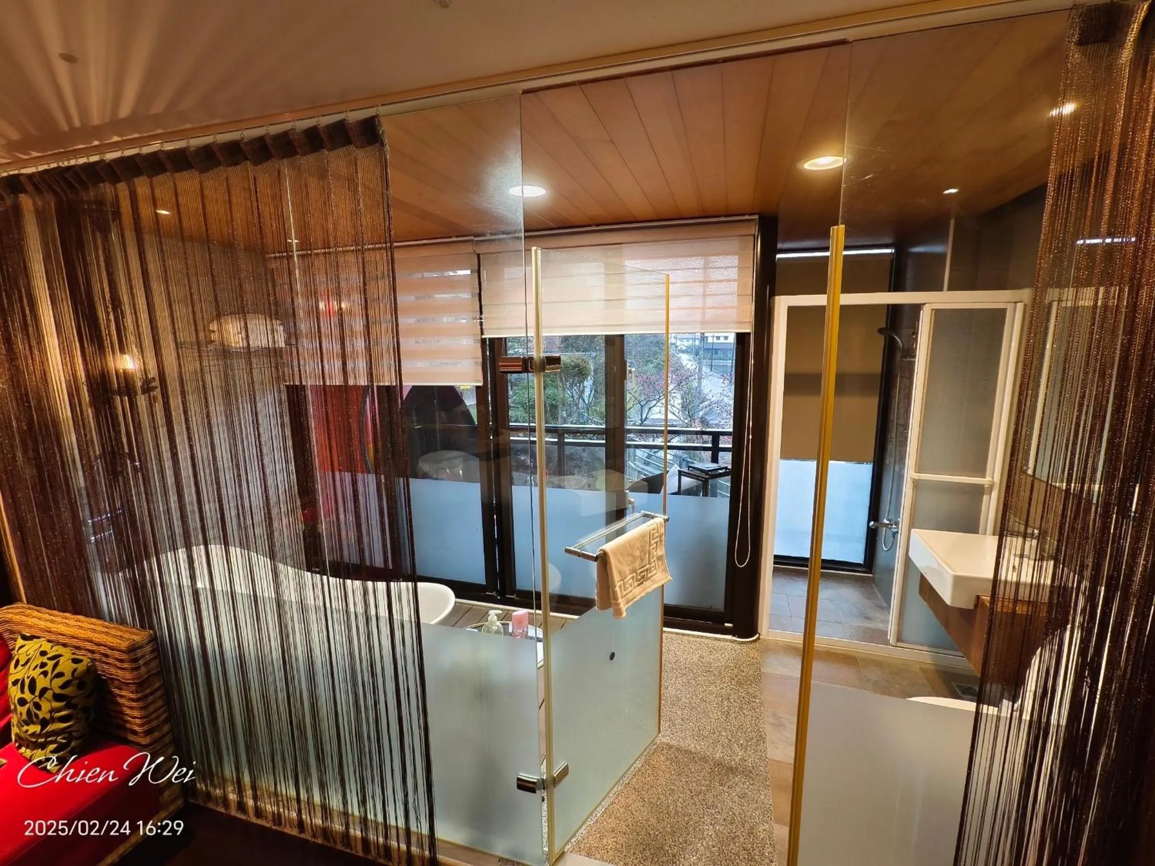 Bathroom in Mystery13