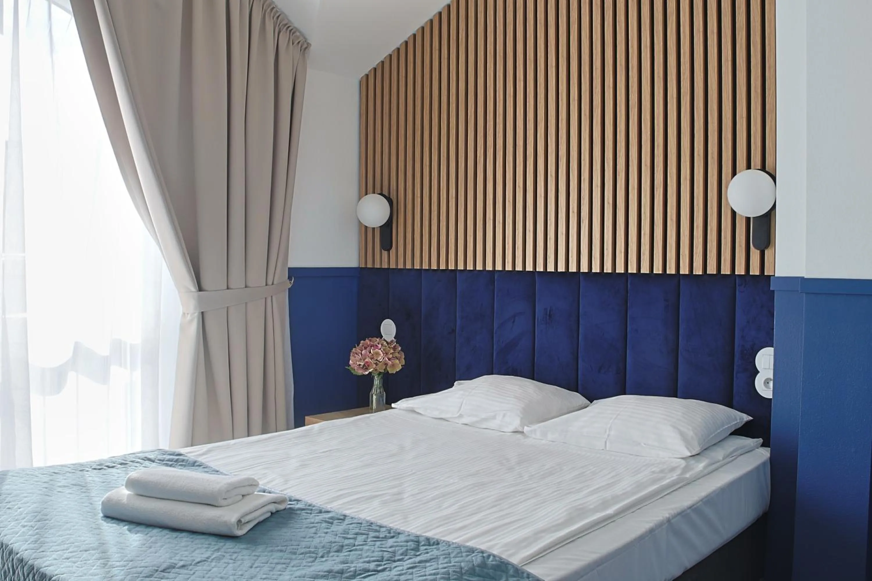 Photo of the whole room in Baltic Hotel