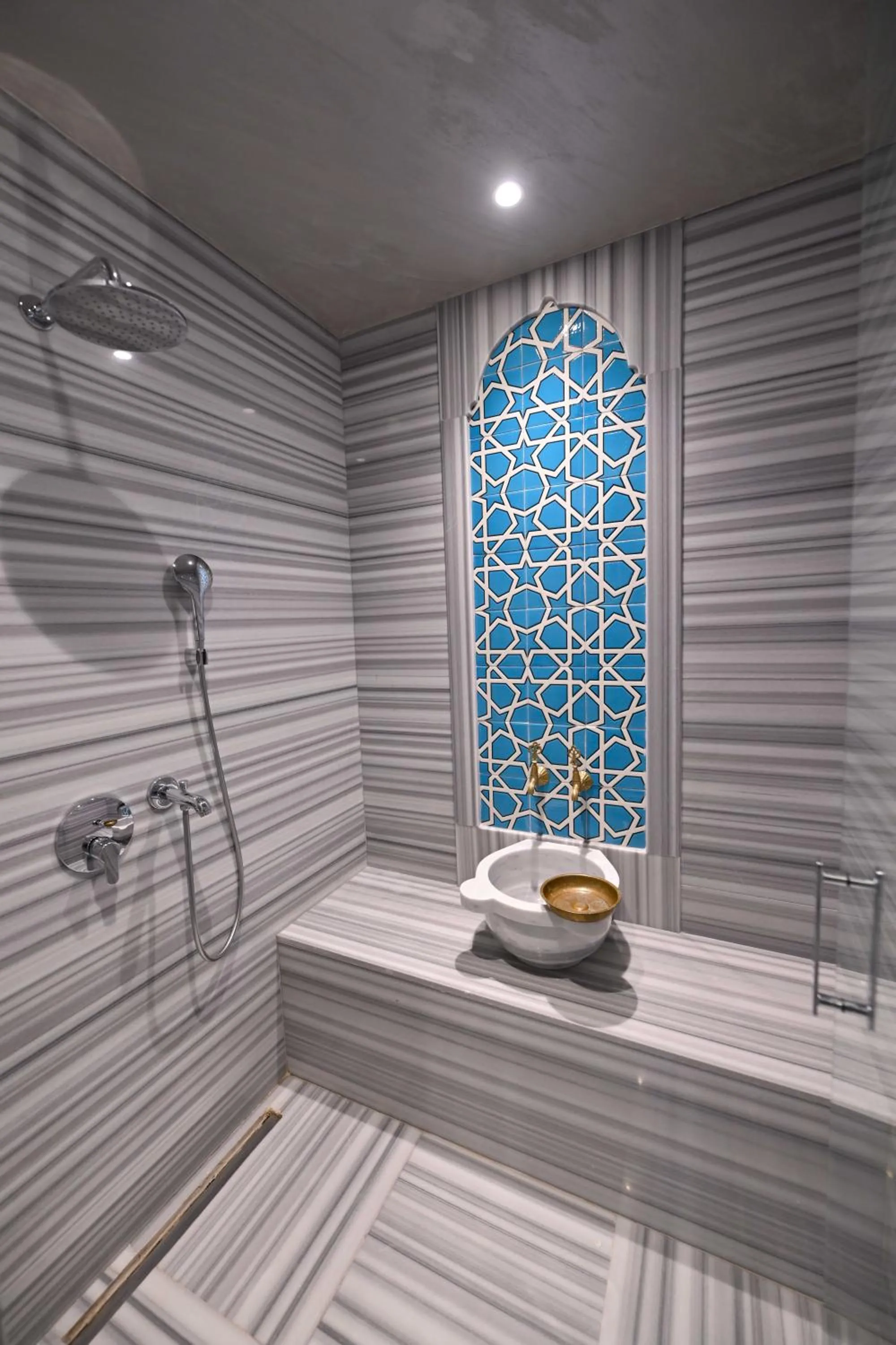 Public Bath in Ring Stone Hotels Old City - Special Class