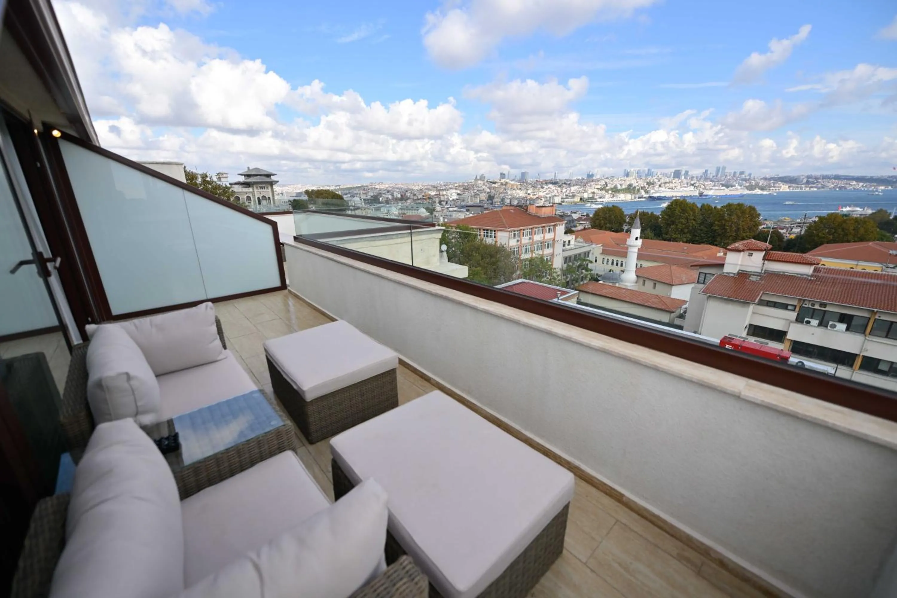 Balcony/Terrace in Ring Stone Hotels Old City - Special Class
