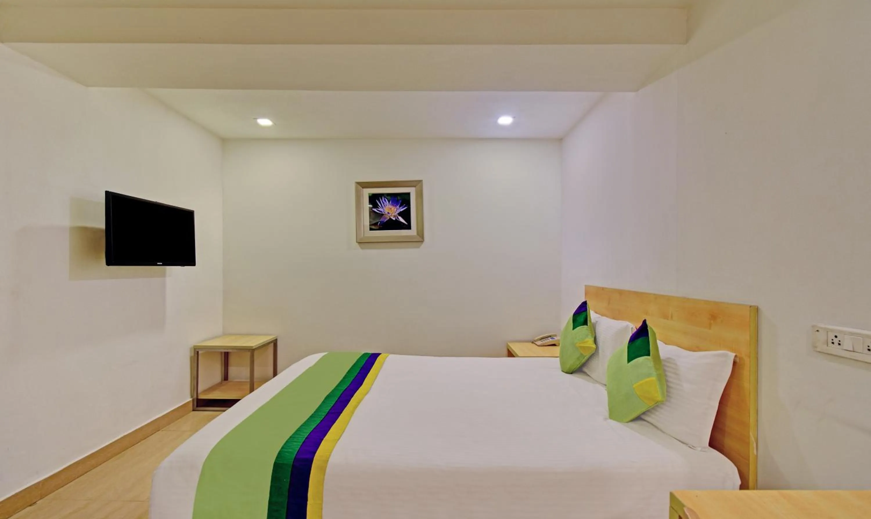 Bed in Treebo Innside