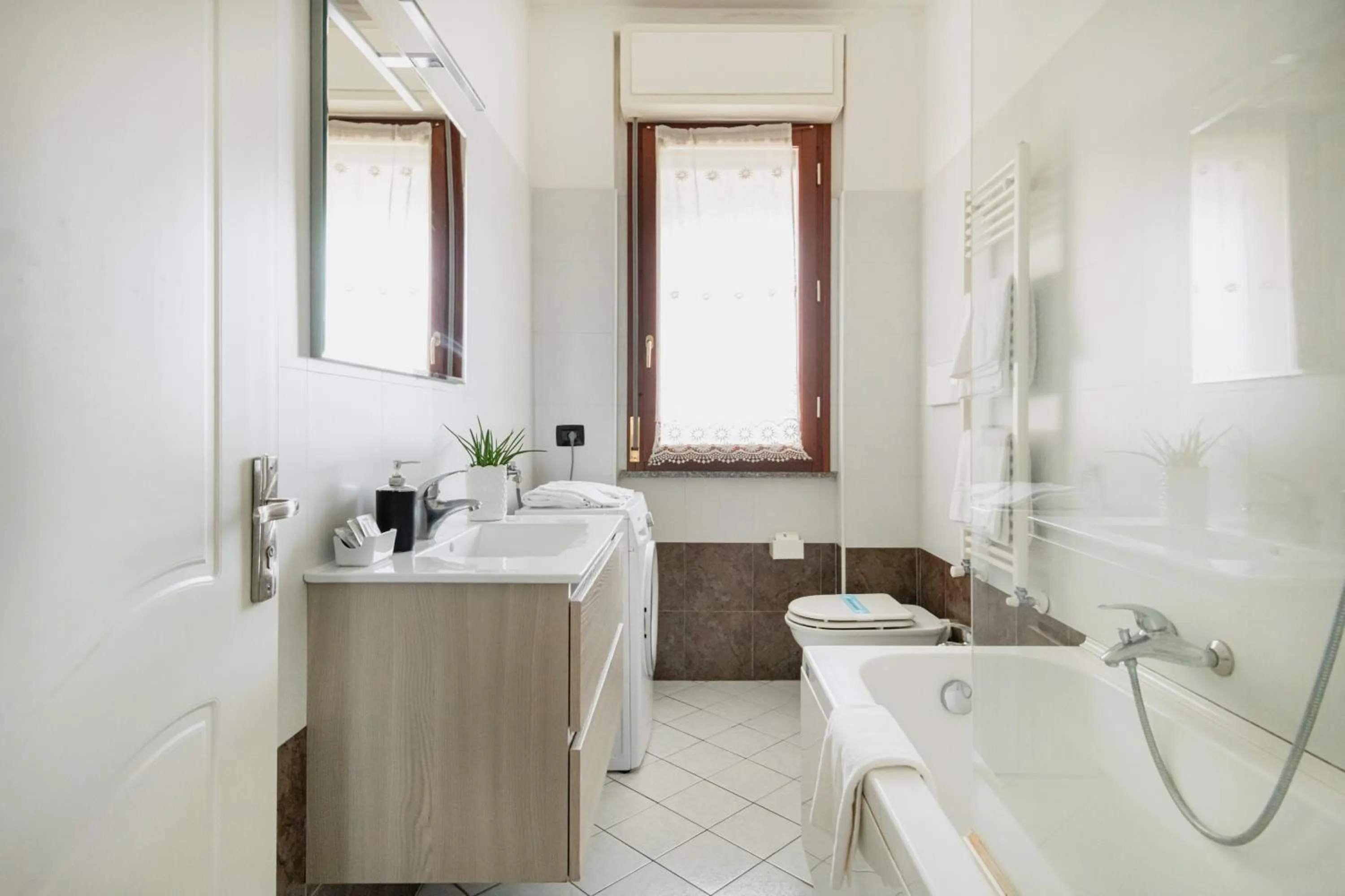 Bathroom in HQ Aparthotel Milano Inn - Smart Suites