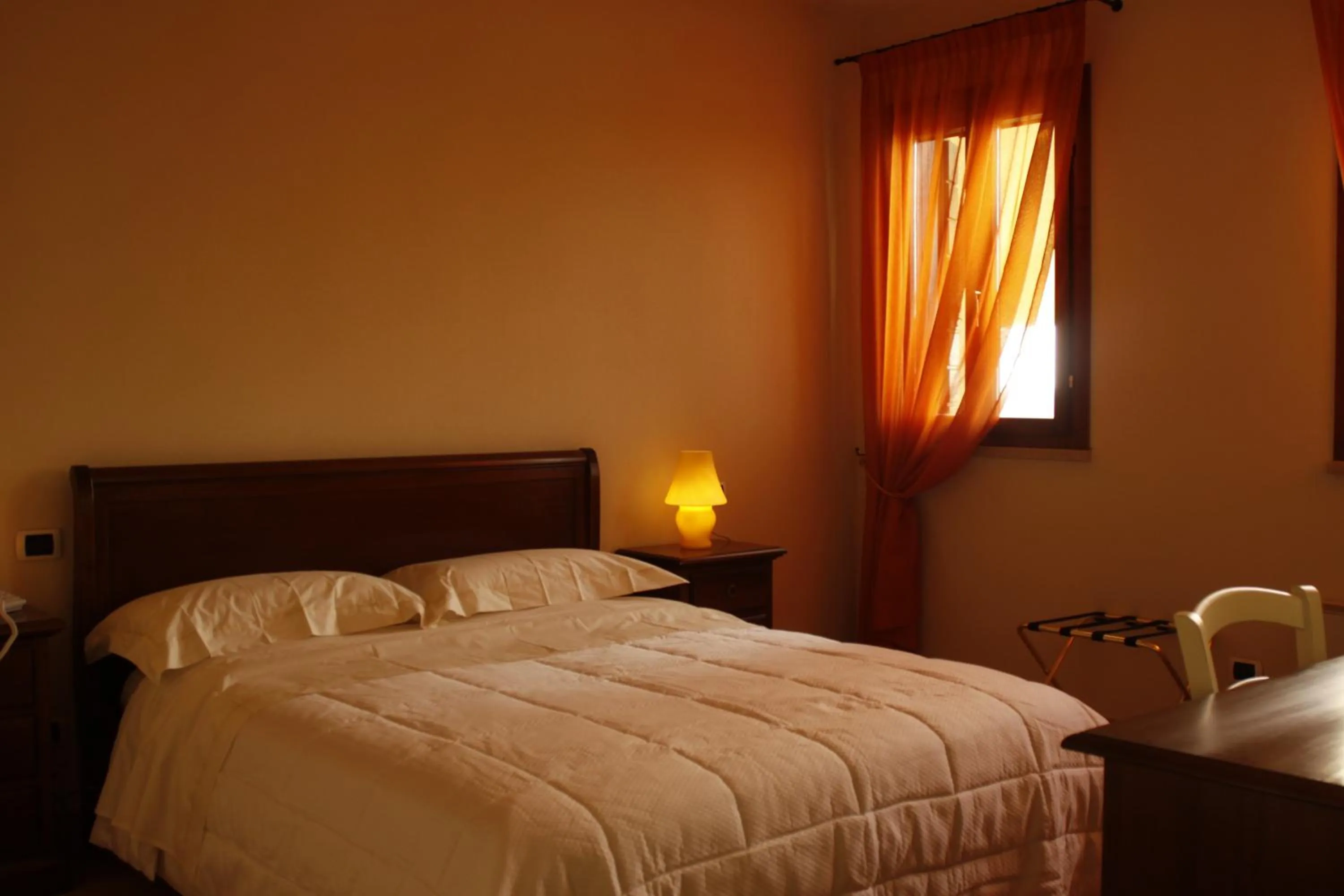 Day, Bed in Il Paradello Albergo